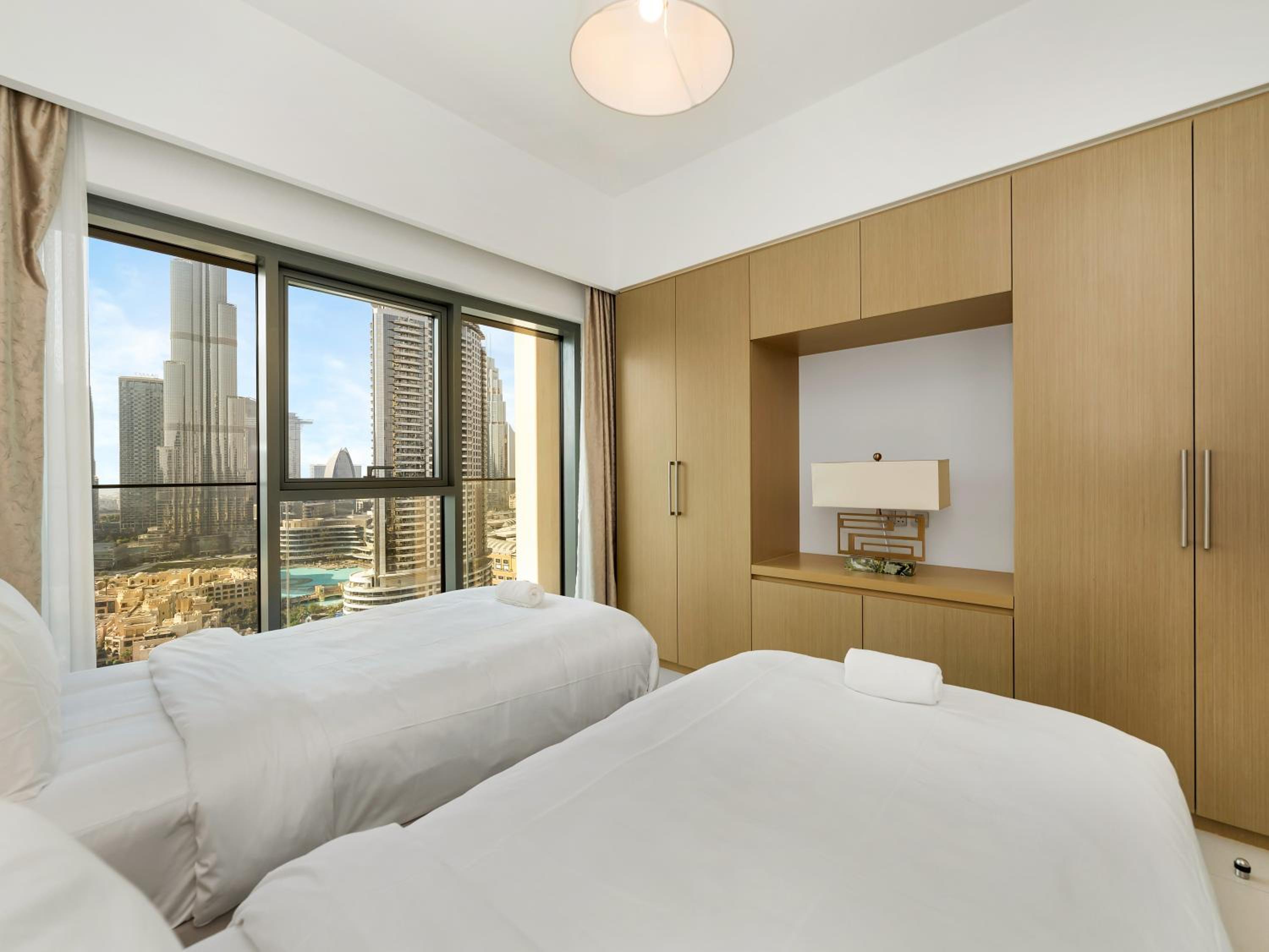 ABI Holiday Homes - Burj Khalifa and Fountain view Downtown