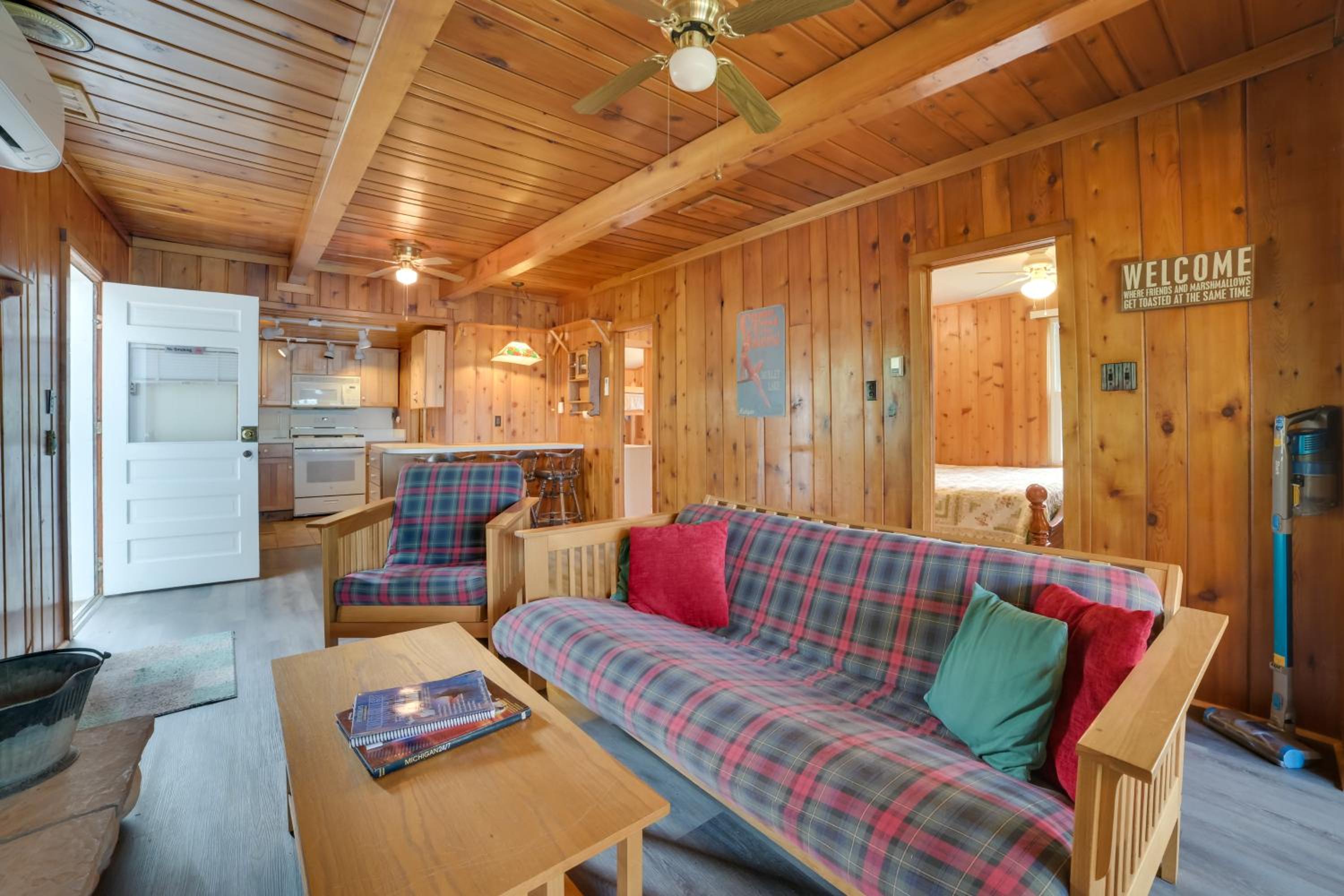 Pet Friendly Mullett Lake Cabin with Dock!