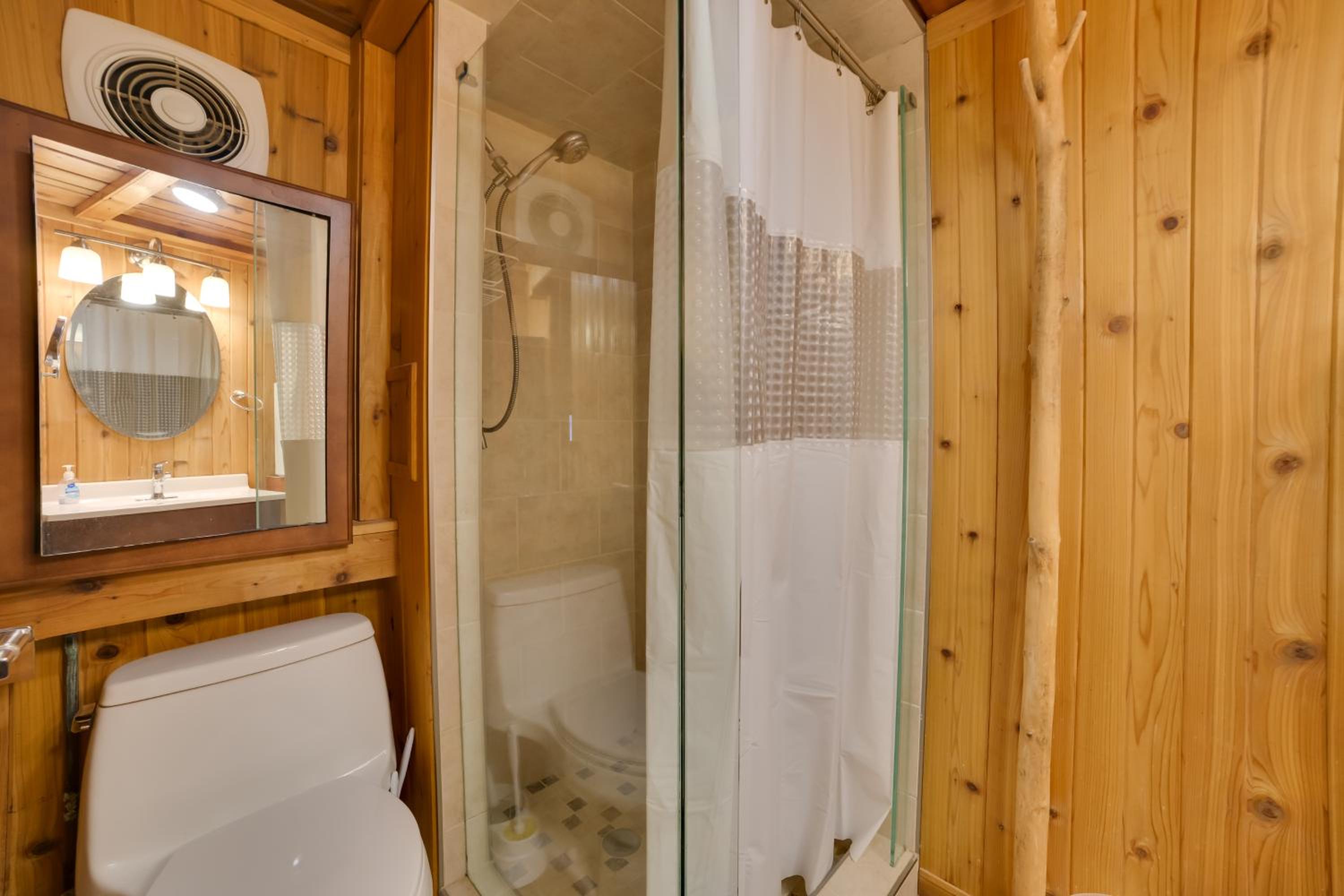 Pet Friendly Mullett Lake Cabin with Dock!