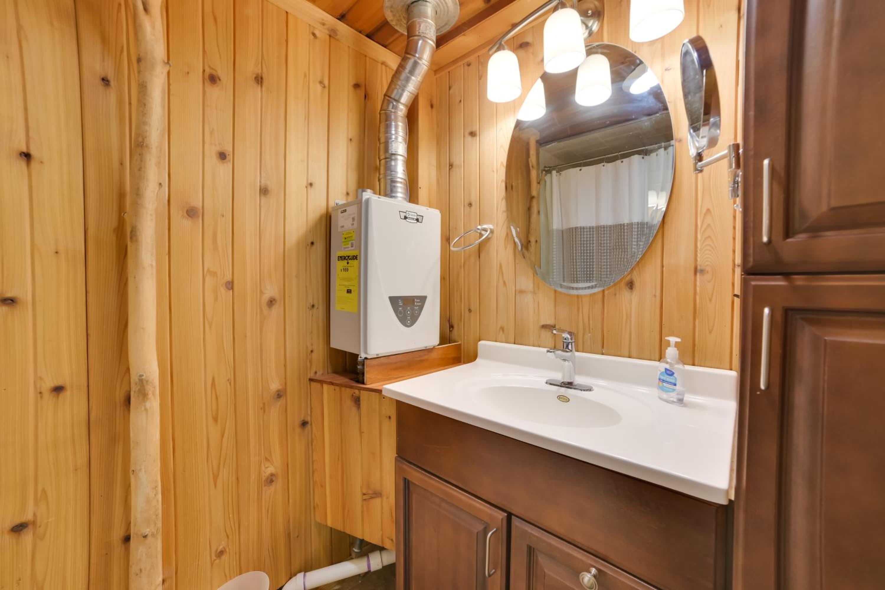 Pet Friendly Mullett Lake Cabin with Dock!
