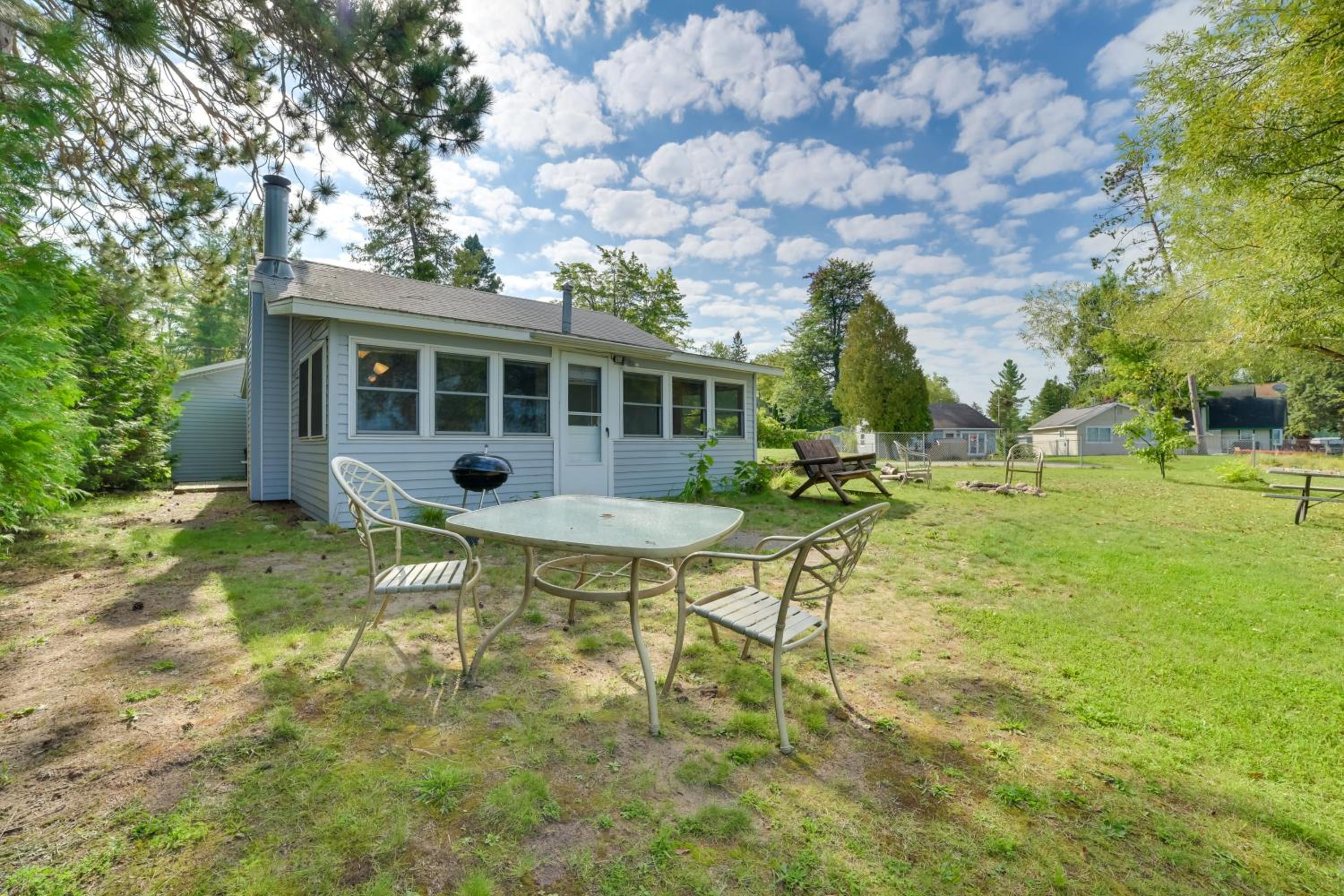 Pet Friendly Mullett Lake Cabin with Dock!
