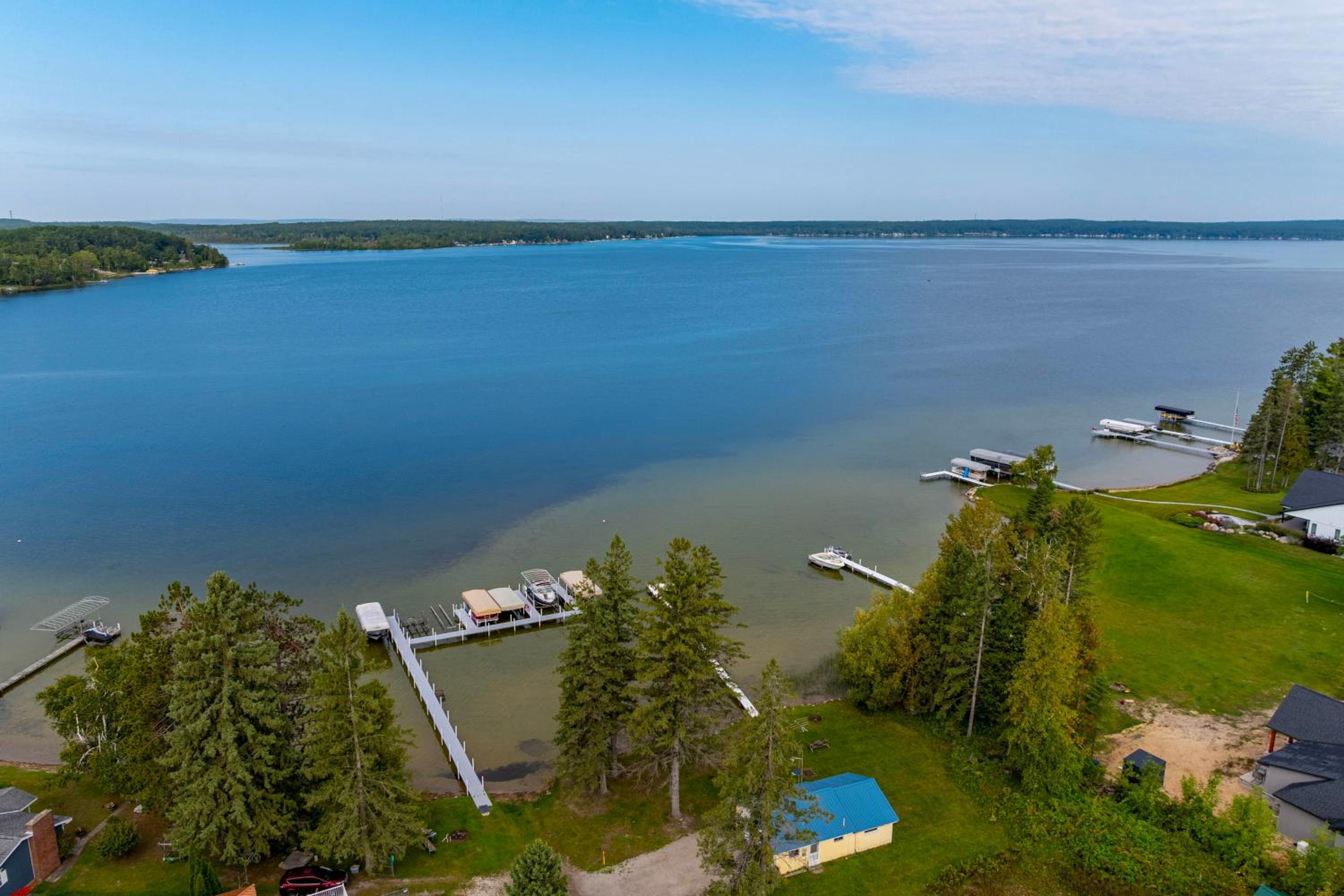 Pet Friendly Mullett Lake Cabin with Dock!