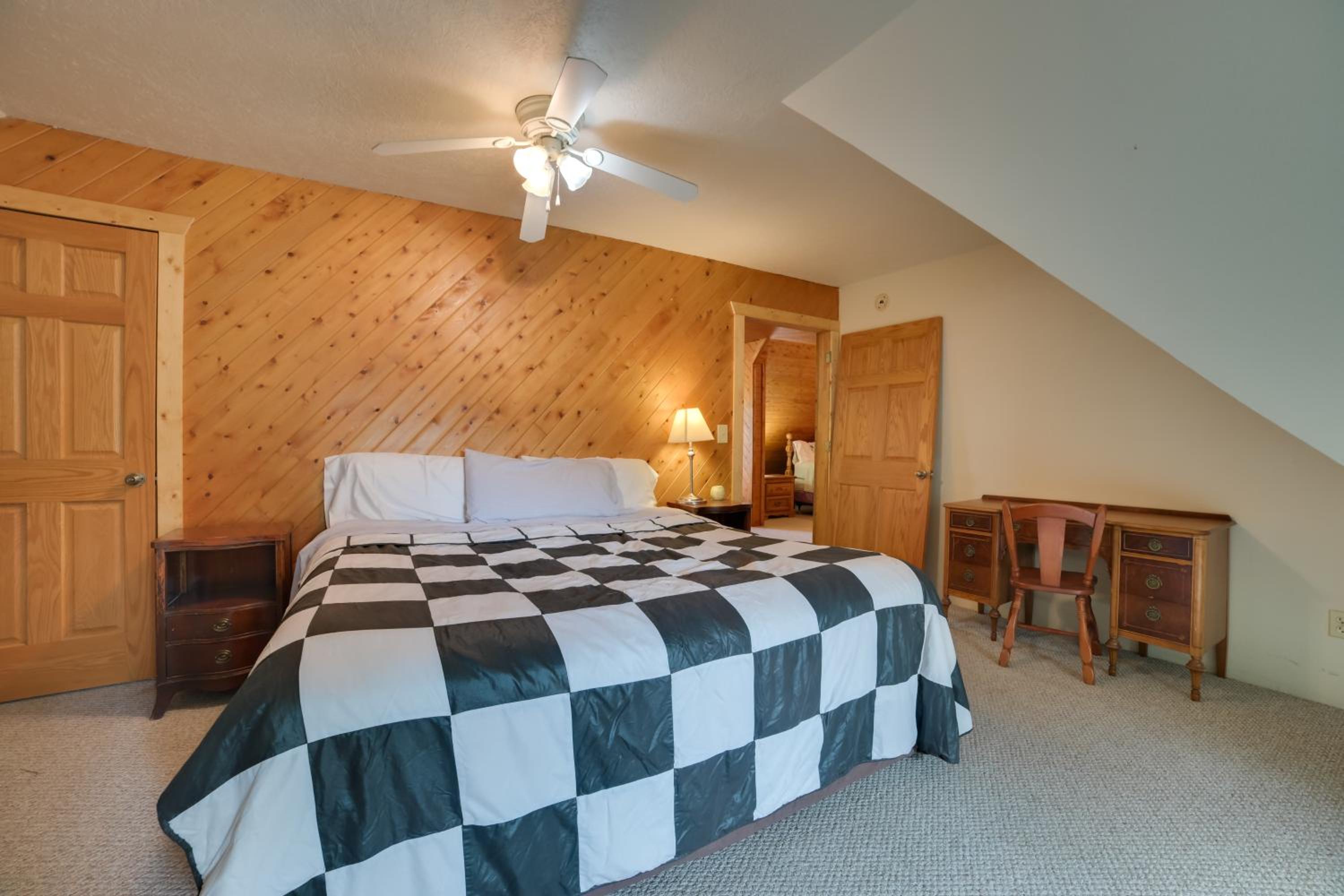 Rustic Mullett Lake Home, 3 Mi to Marina!