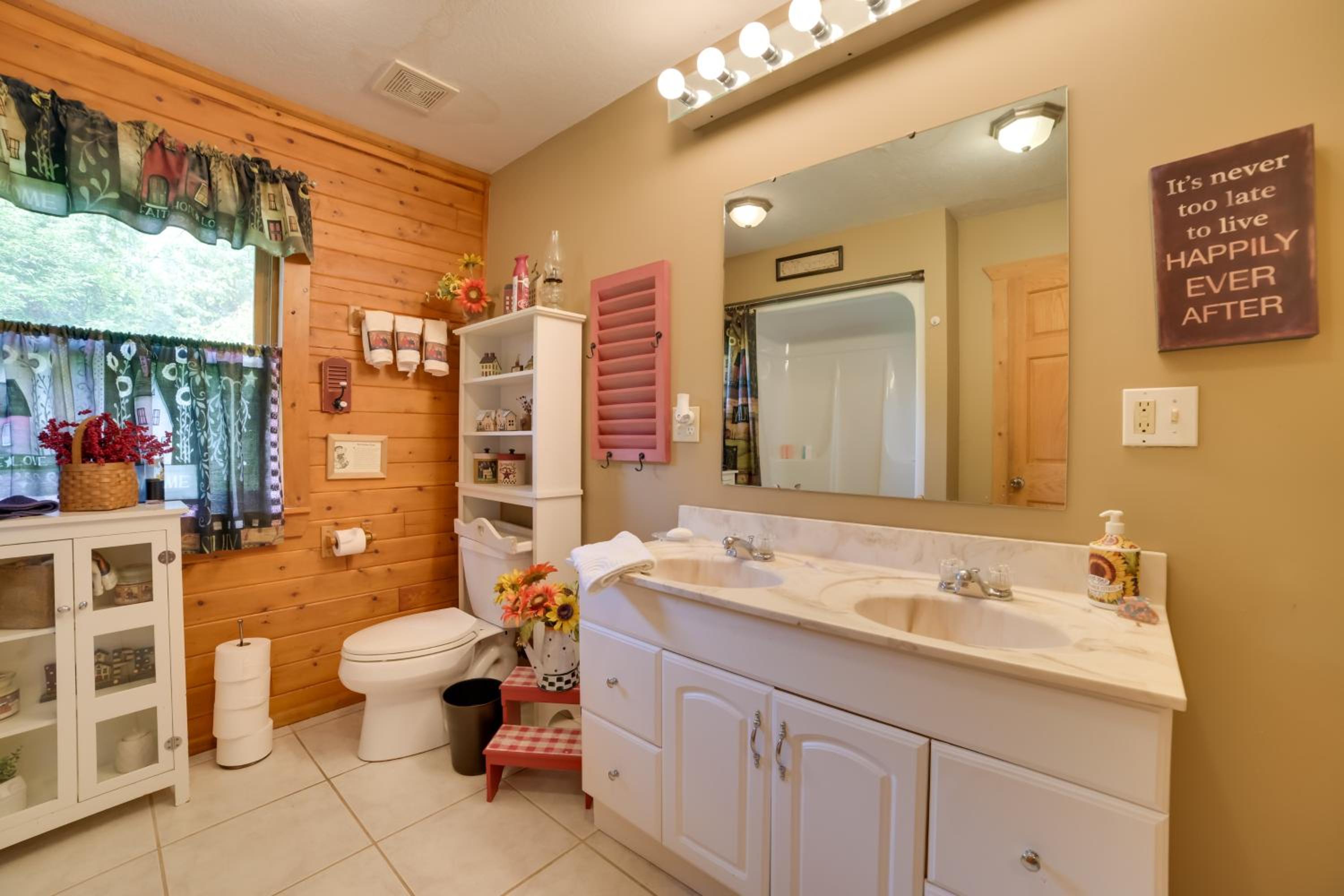 Rustic Mullett Lake Home, 3 Mi to Marina!