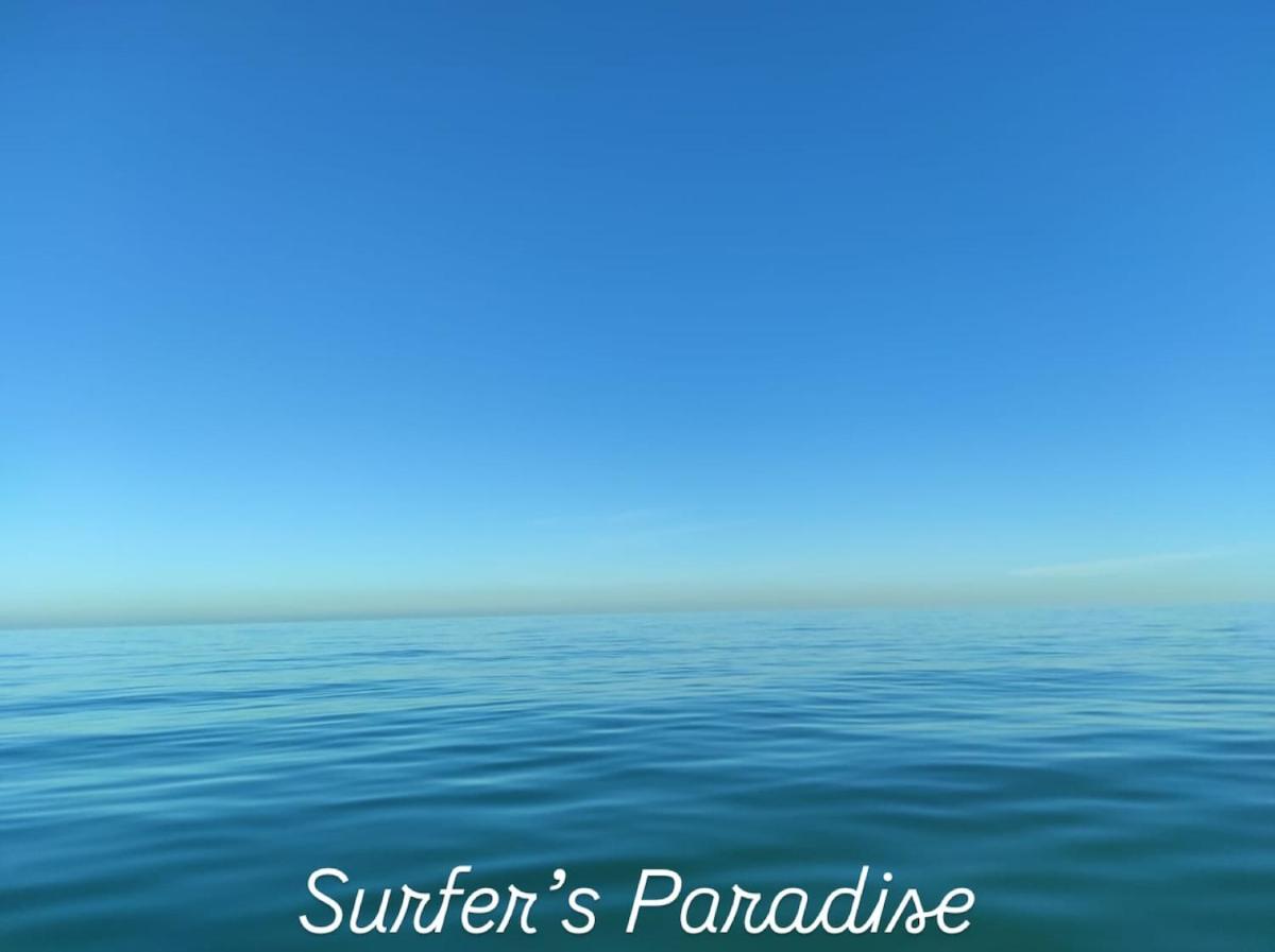 Surfer's Paradise holiday apartment
