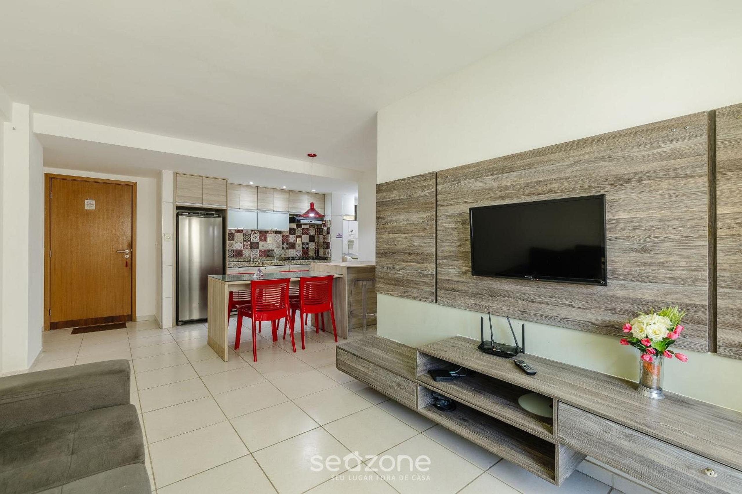 2 Bedroom Apartment 700 m from the Beach MBR0108