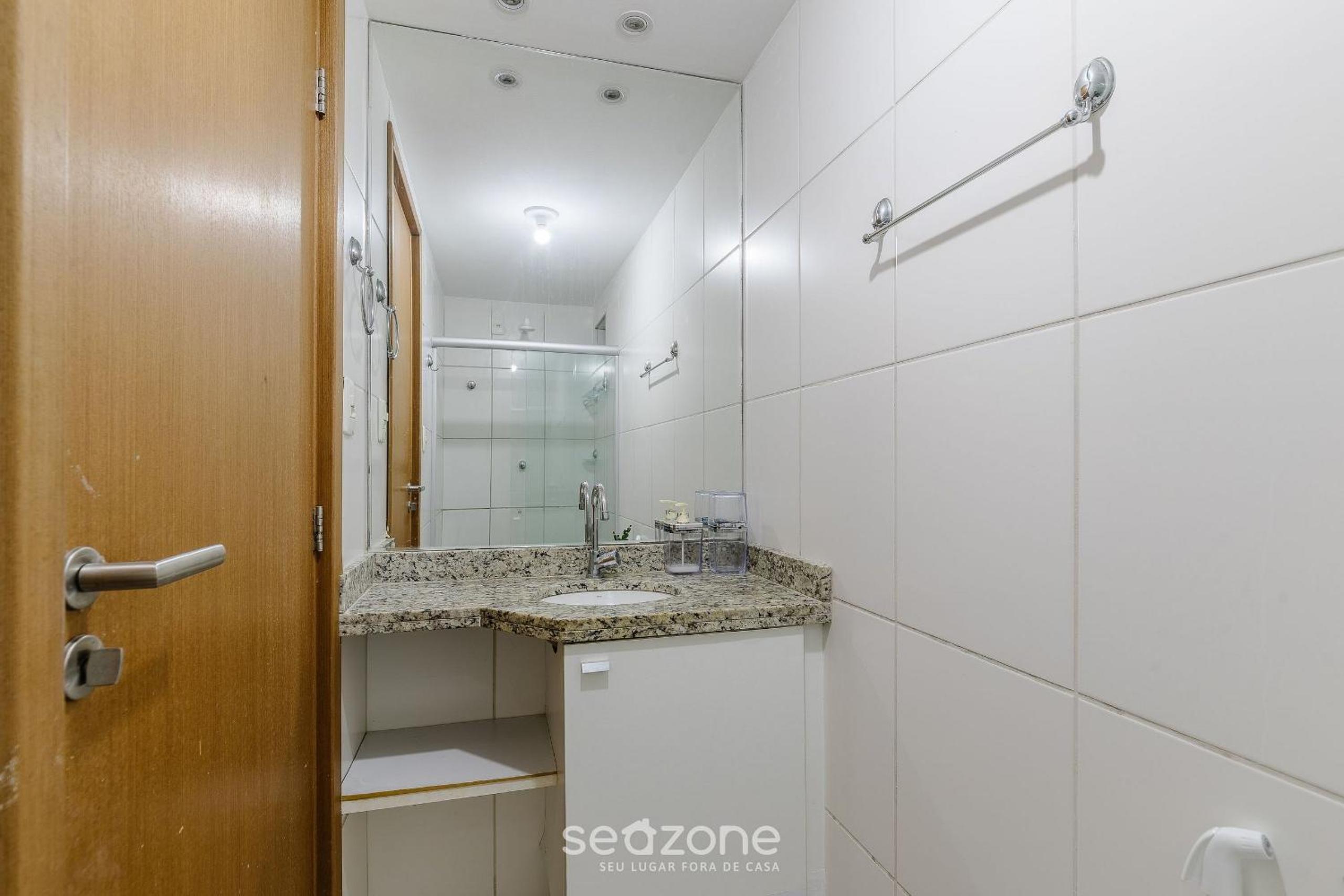 2 Bedroom Apartment 700 m from the Beach MBR0108