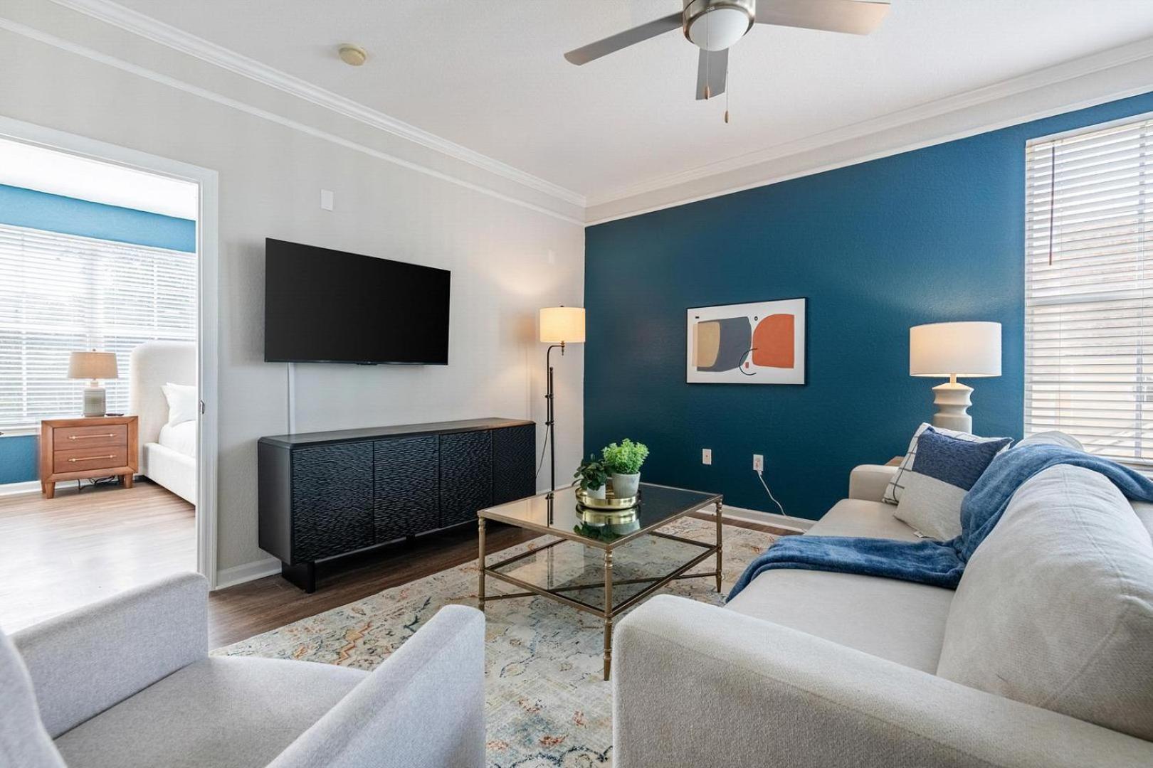 Landing Stunning 1BD Gym Pool