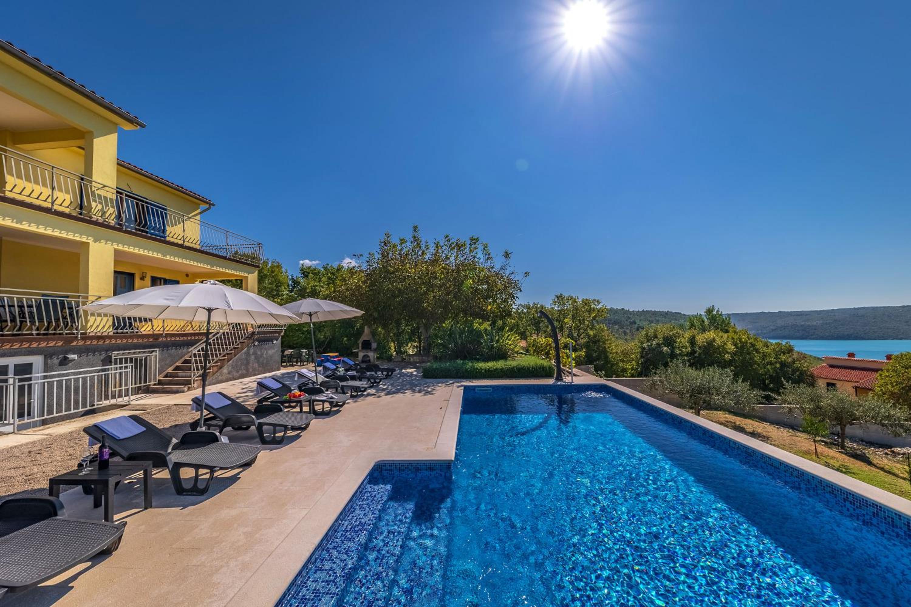 Seaview Pool House Mytilus - Happy Rentals