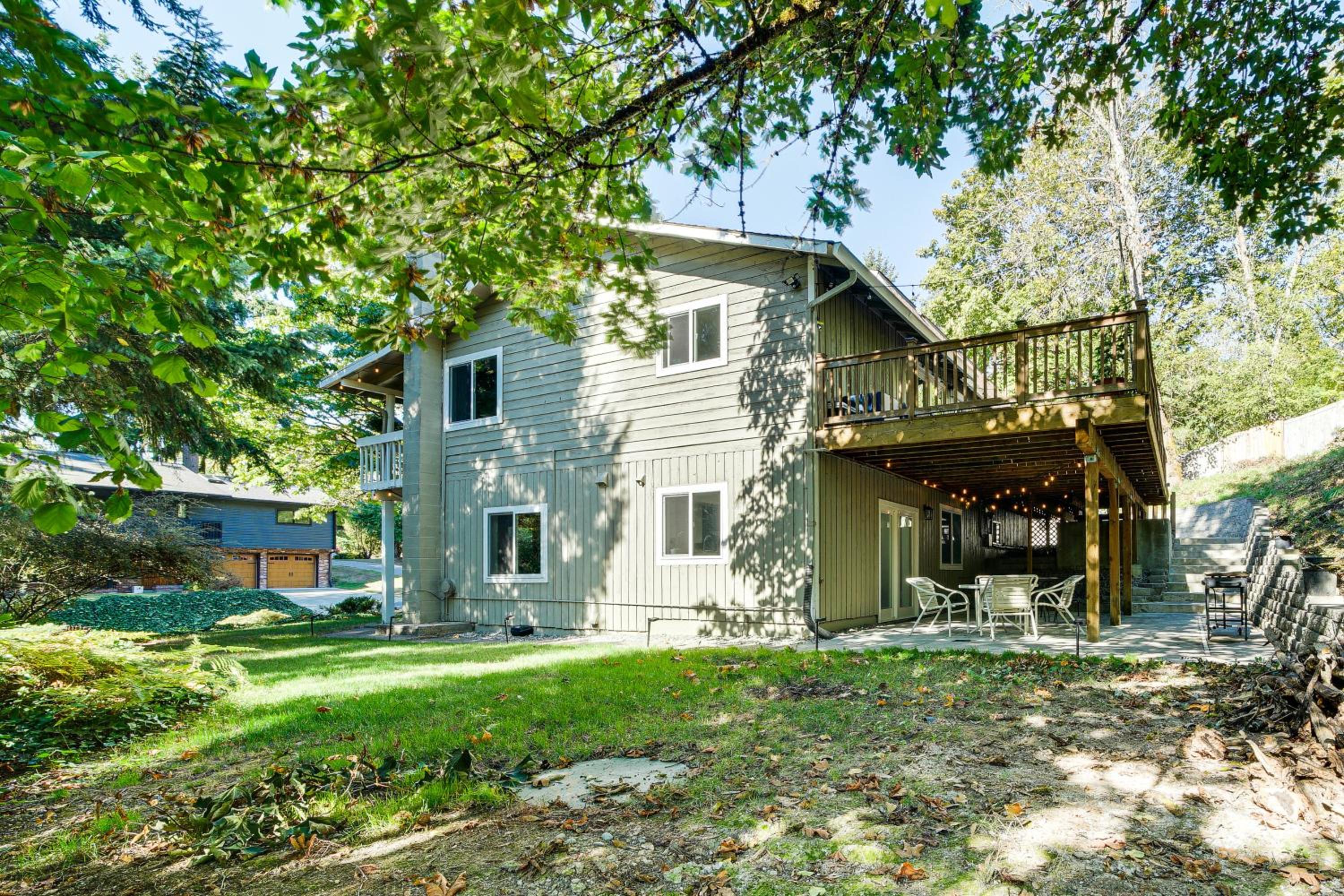 13 Mi to Lumen Field and Dtwn Seattle! Cozy Retreat