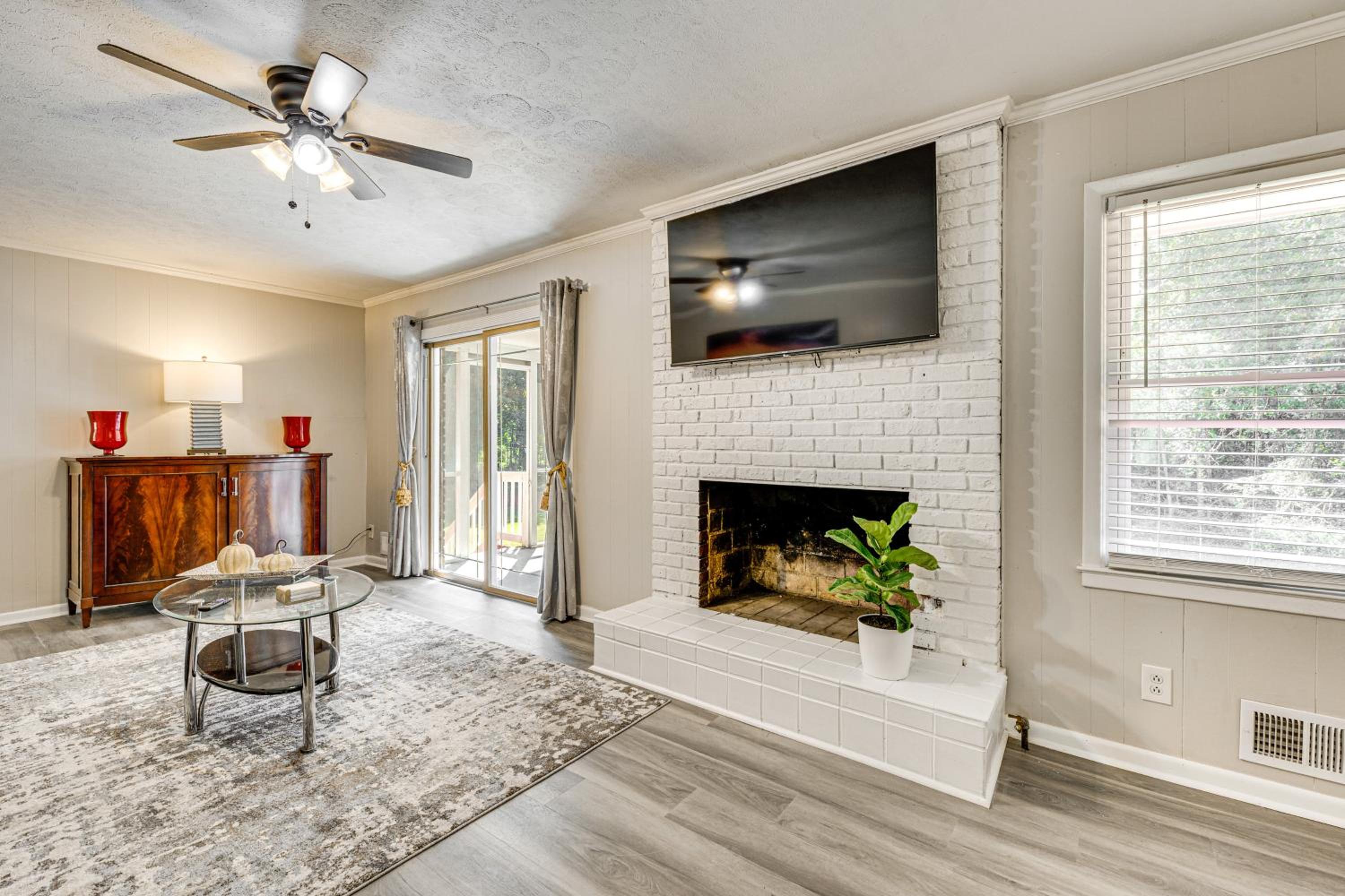 3 Mi to Arabia Mtn Trails Quiet Ranch-Style Home