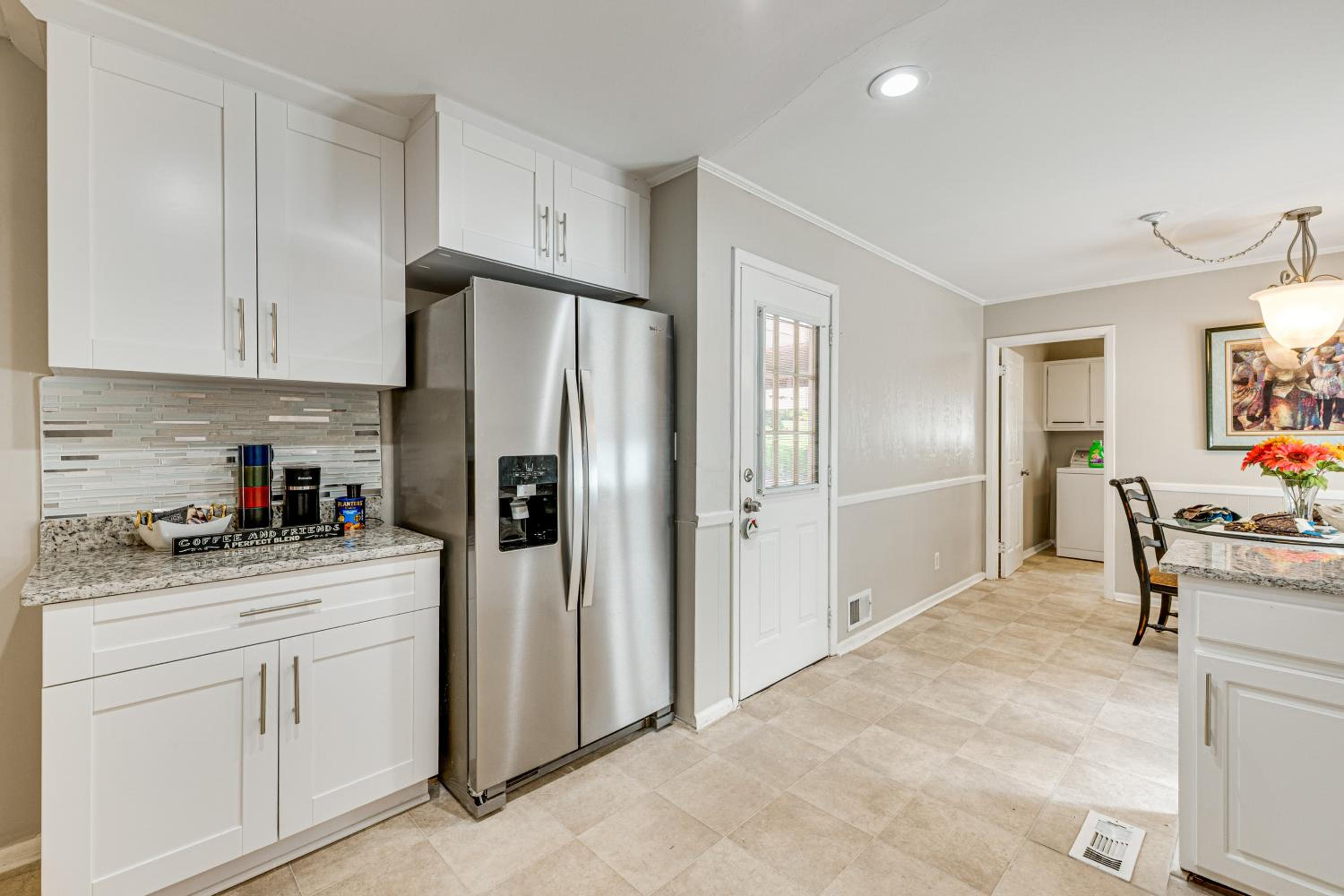 3 Mi to Arabia Mtn Trails Quiet Ranch-Style Home