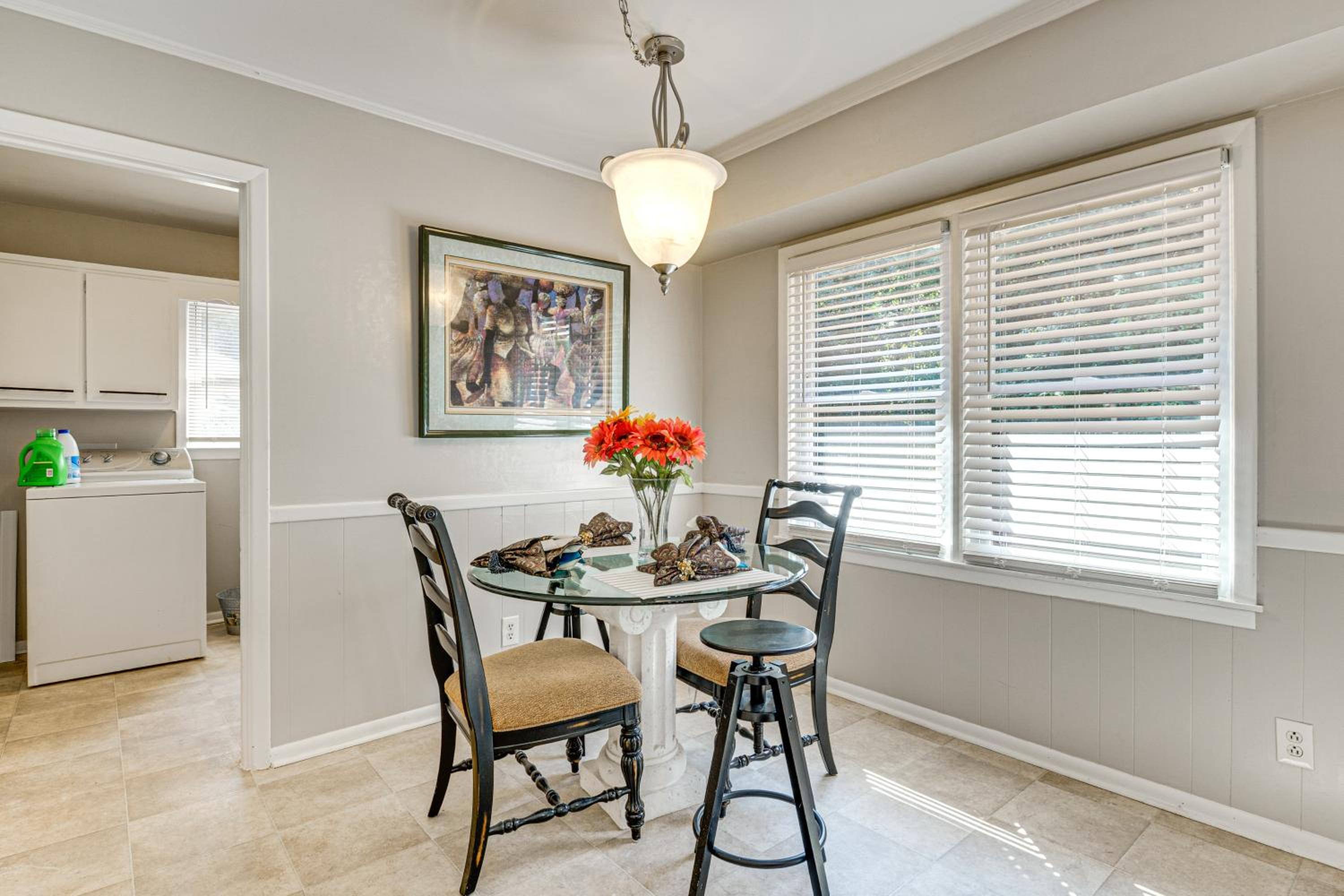 3 Mi to Arabia Mtn Trails Quiet Ranch-Style Home