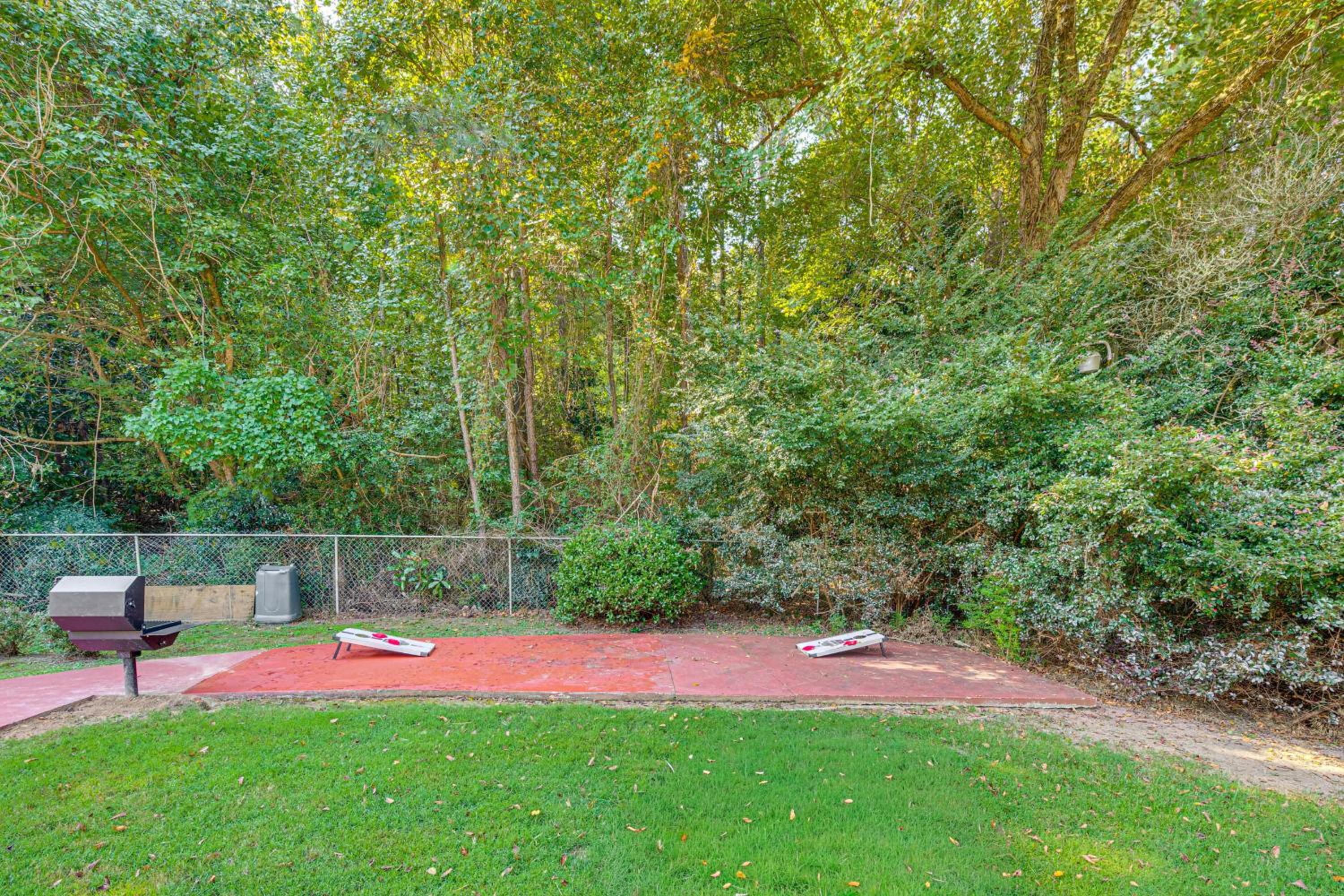 3 Mi to Arabia Mtn Trails Quiet Ranch-Style Home