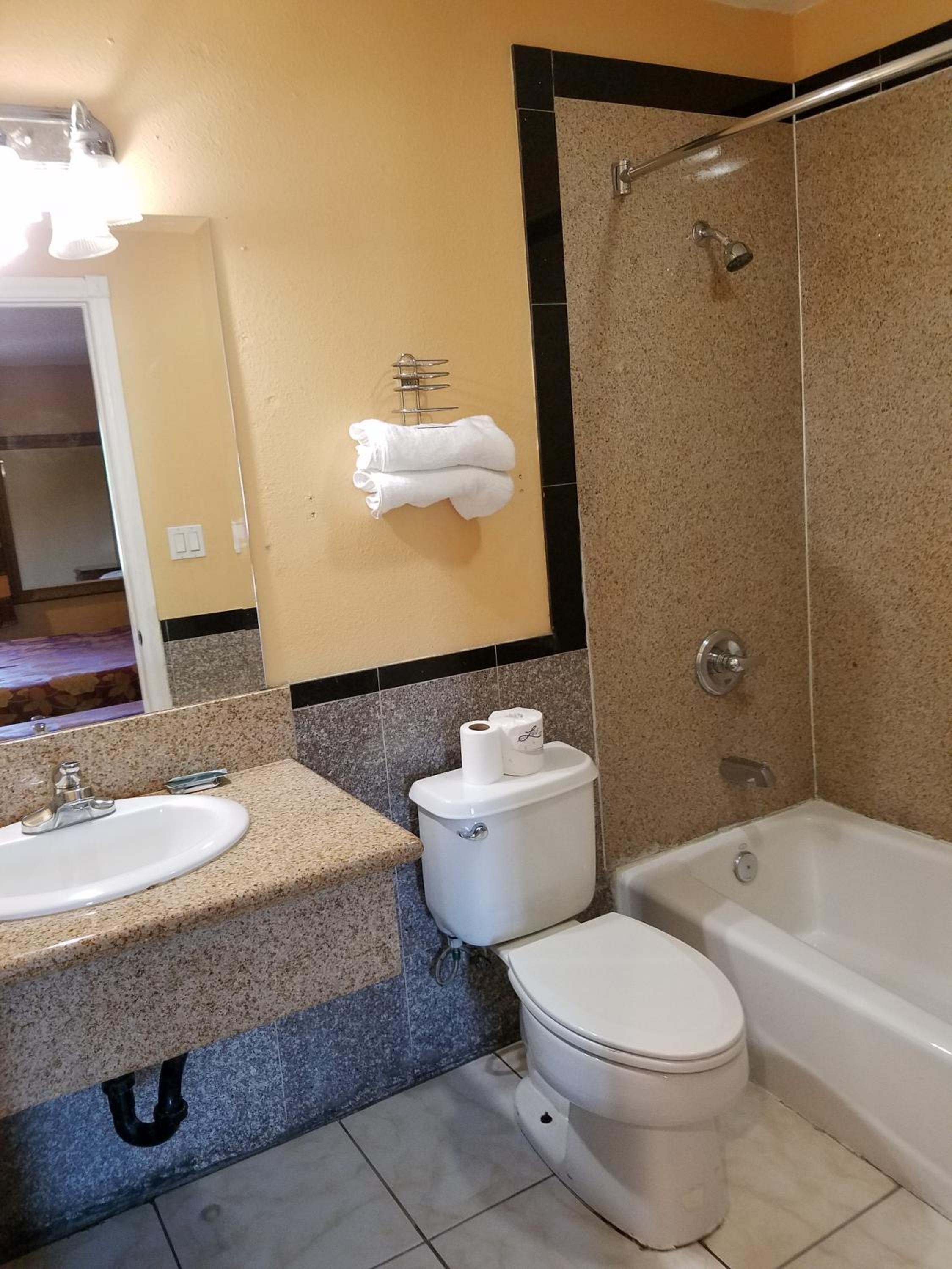 Central Inn Motel, Bilde 19
