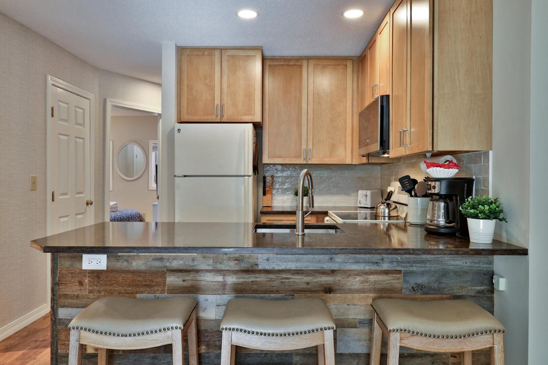 Trailside Loft at Pico - Ski-In, Out Condo with Loft & 2BR - Steps to Lift