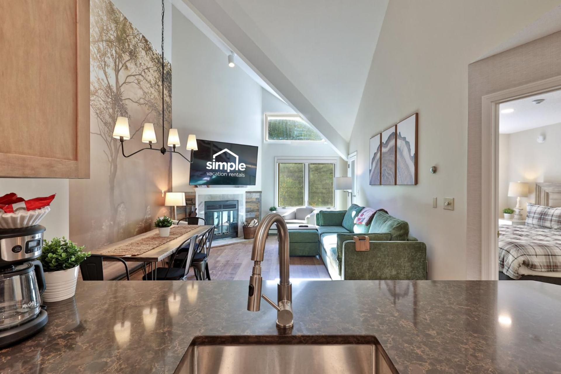 Trailside Loft at Pico - Ski-In, Out Condo with Loft & 2BR - Steps to Lift