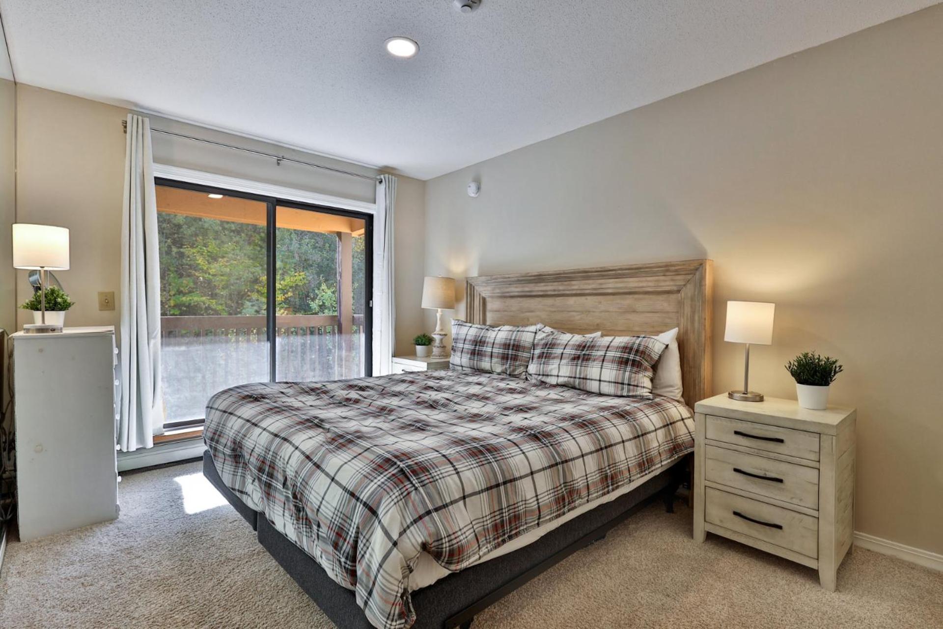 Trailside Loft at Pico - Ski-In, Out Condo with Loft & 2BR - Steps to Lift