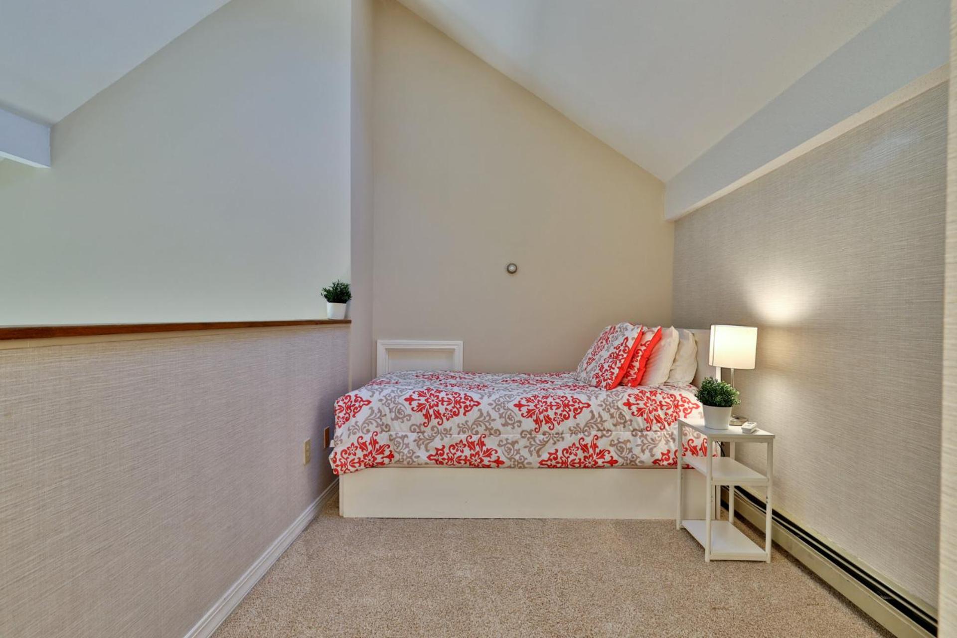 Trailside Loft at Pico - Ski-In, Out Condo with Loft & 2BR - Steps to Lift