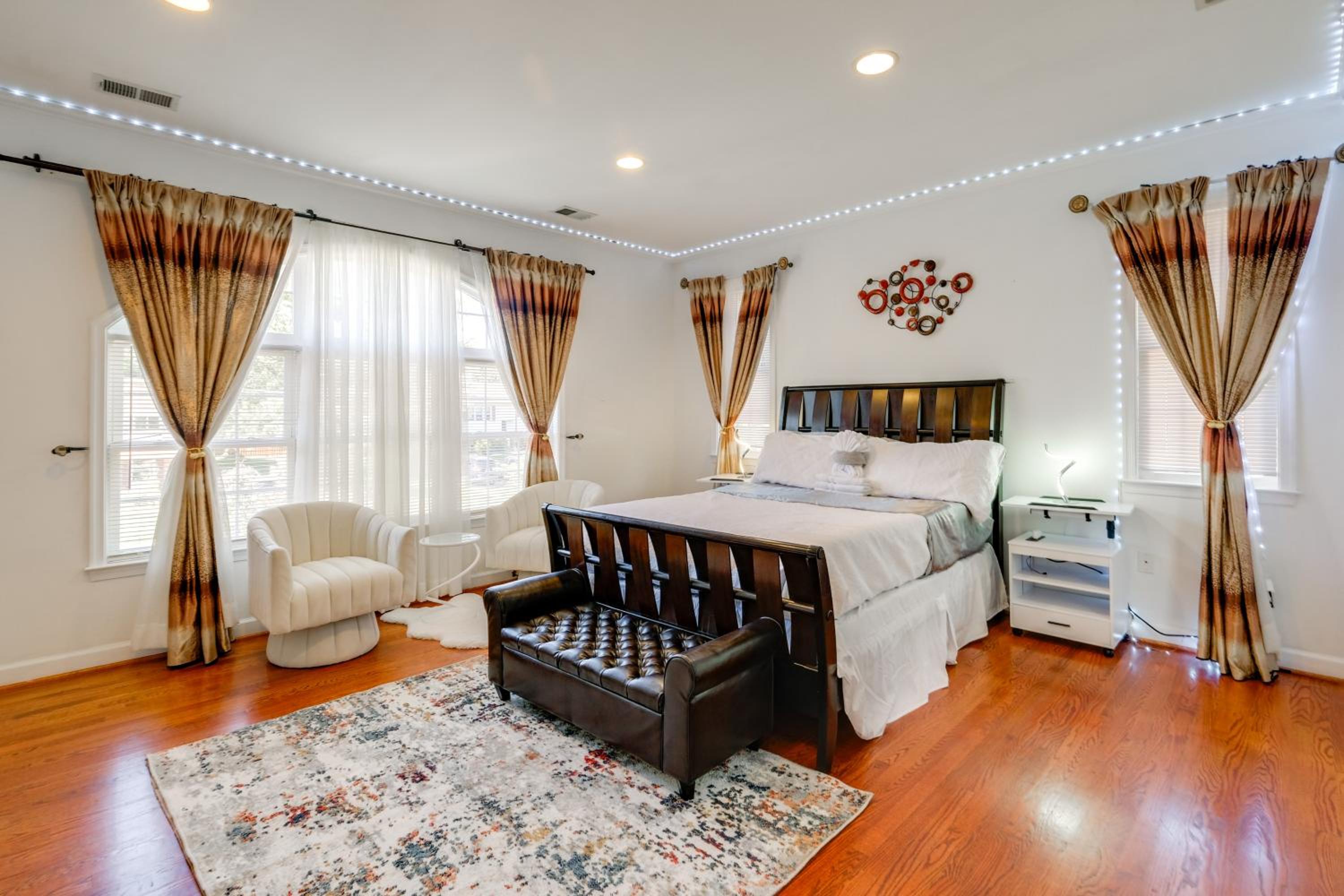 Take Metro to DC! Family Home in Springfield