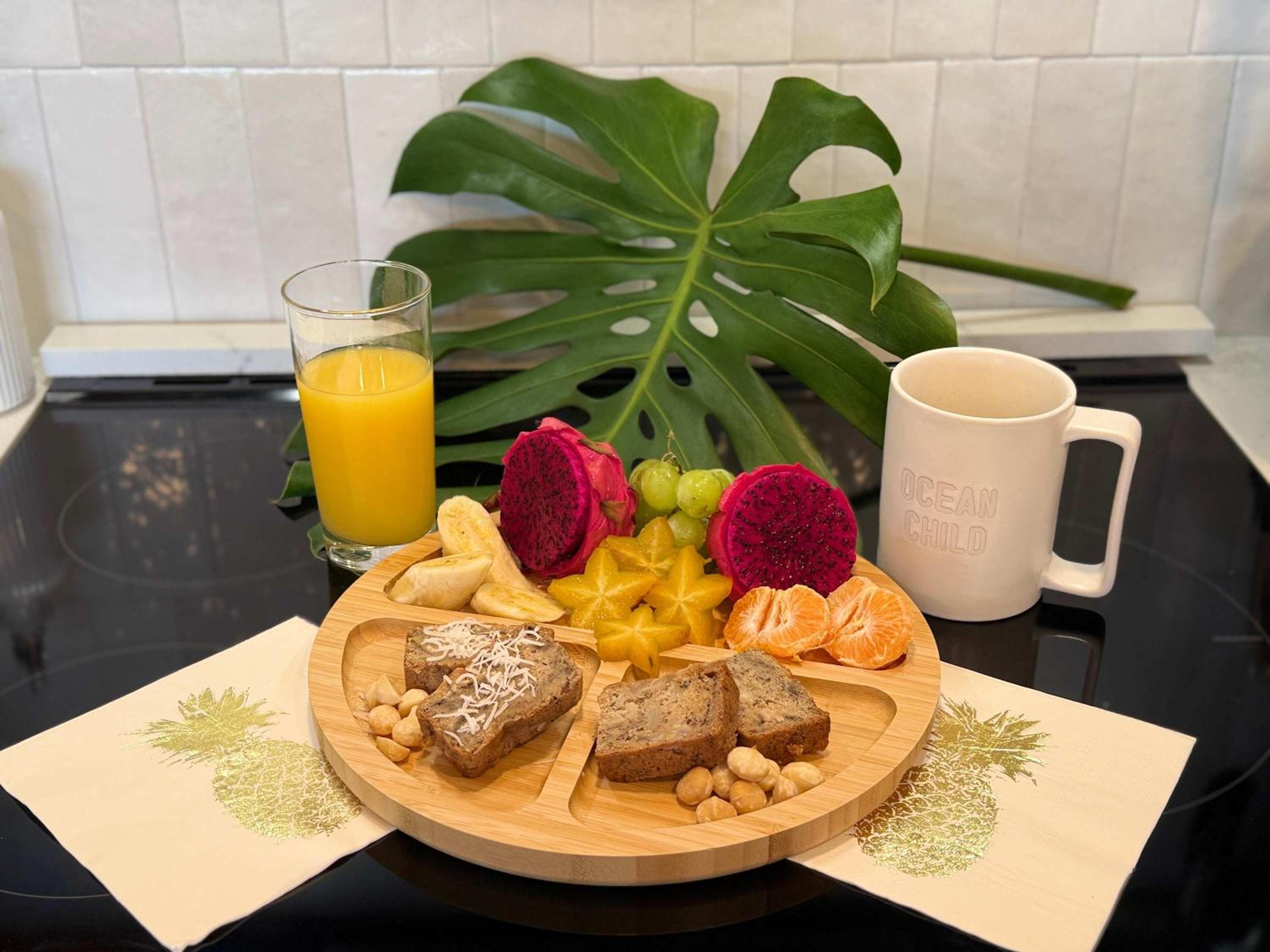 Ocean-Facing Maui B&B Room - Breakfast, BBQ & AC