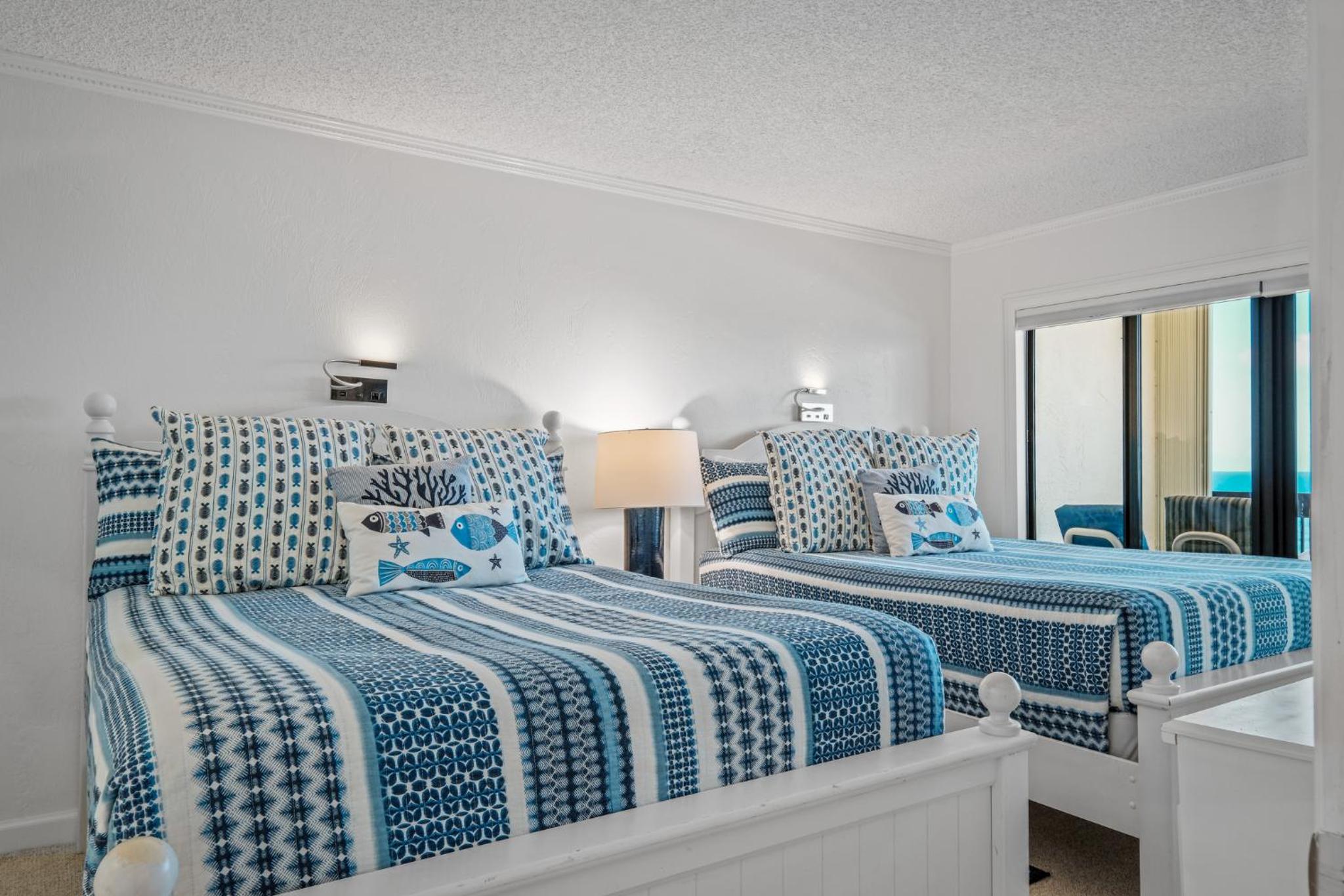 Luxury direct oceanfront corner penthouse with heated pool and garage parking