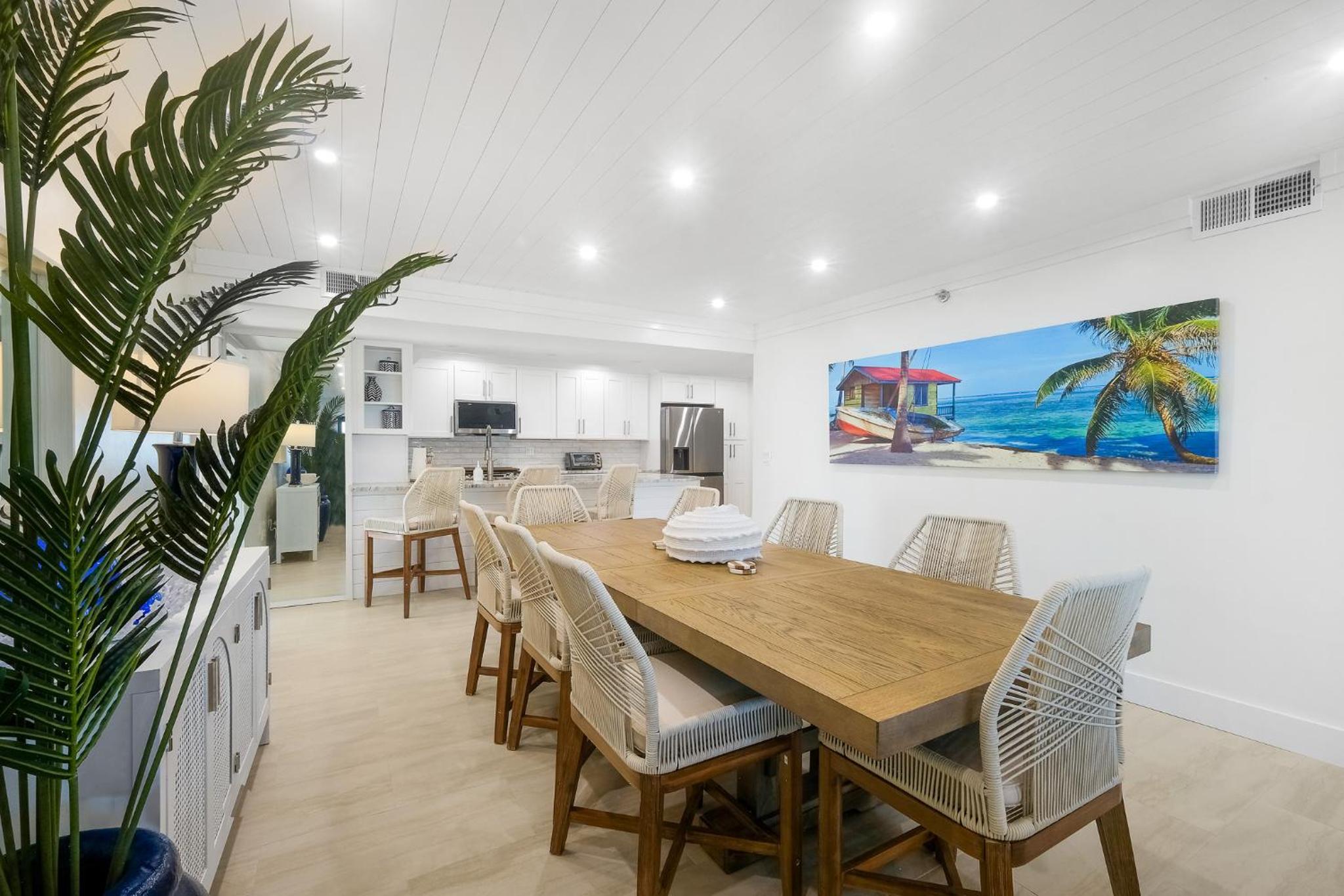 Luxury direct oceanfront corner with large private balcony, heated pool and garage