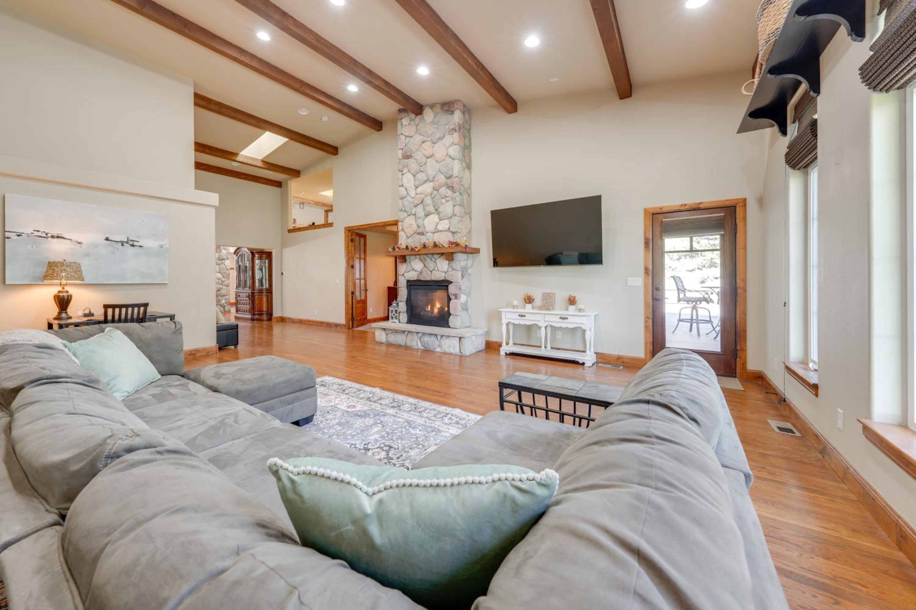 Loveland Peaks Retreat Family Home 3 Mi to Dtwn!