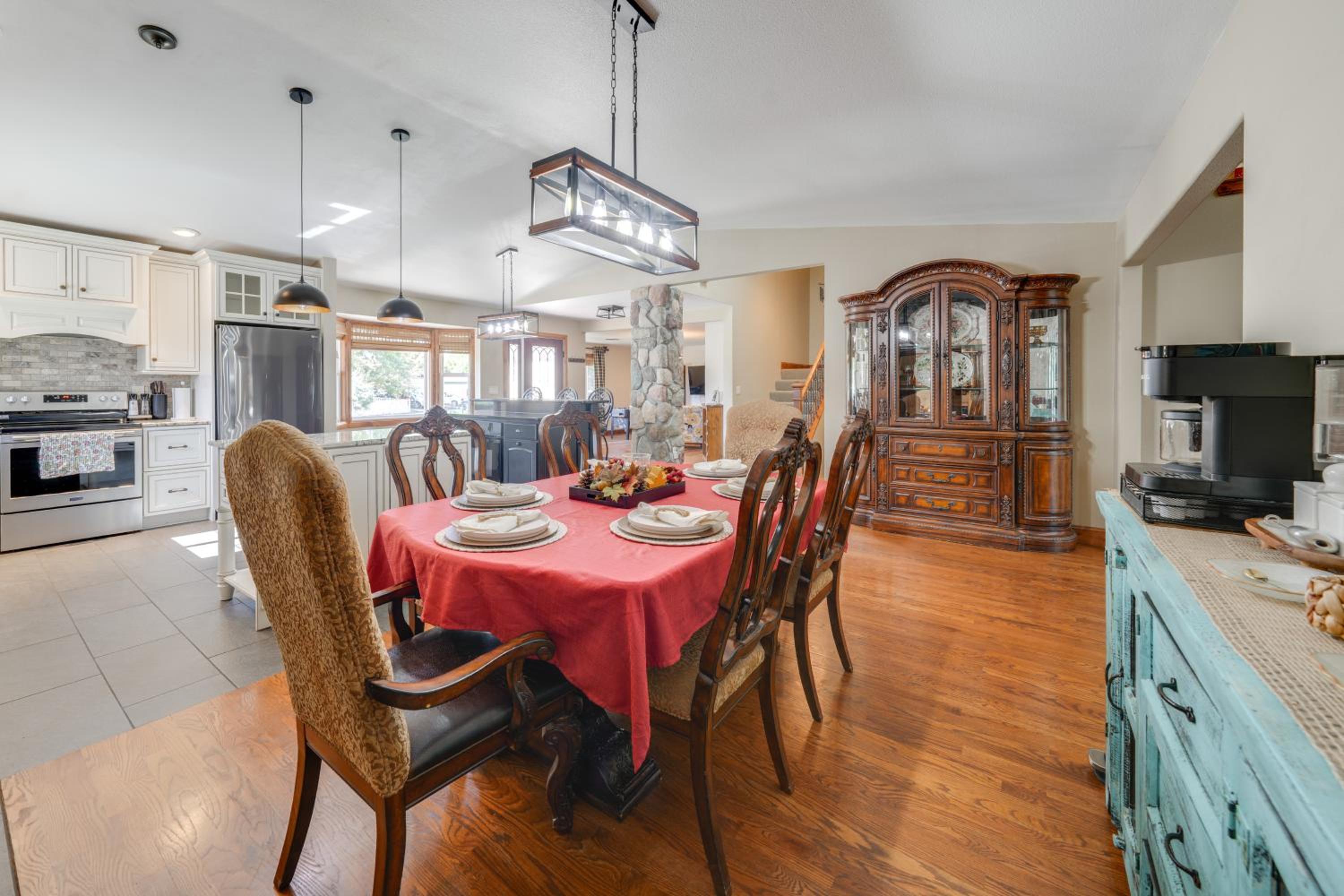 Loveland Peaks Retreat Family Home 3 Mi to Dtwn!