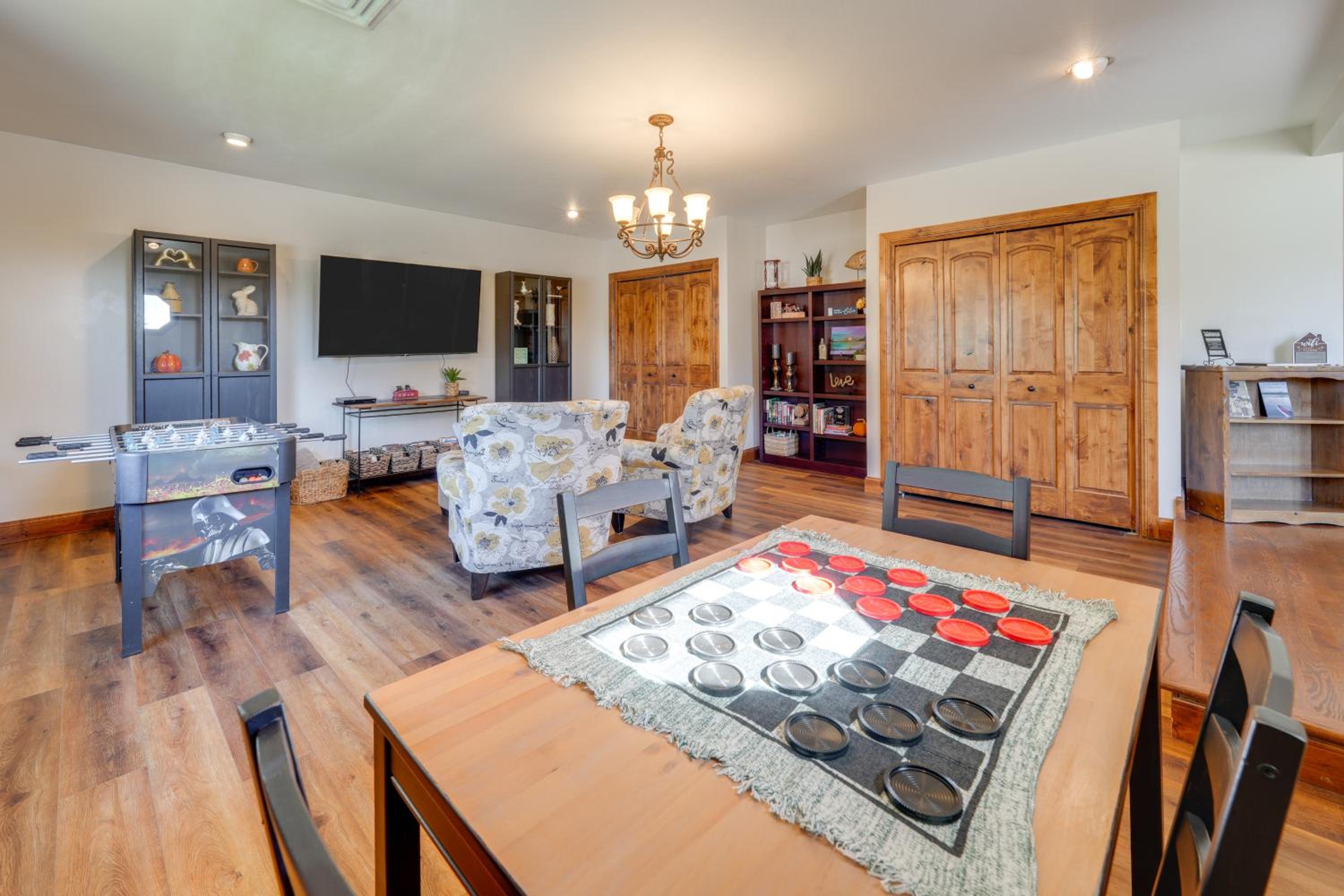 Loveland Peaks Retreat Family Home 3 Mi to Dtwn!