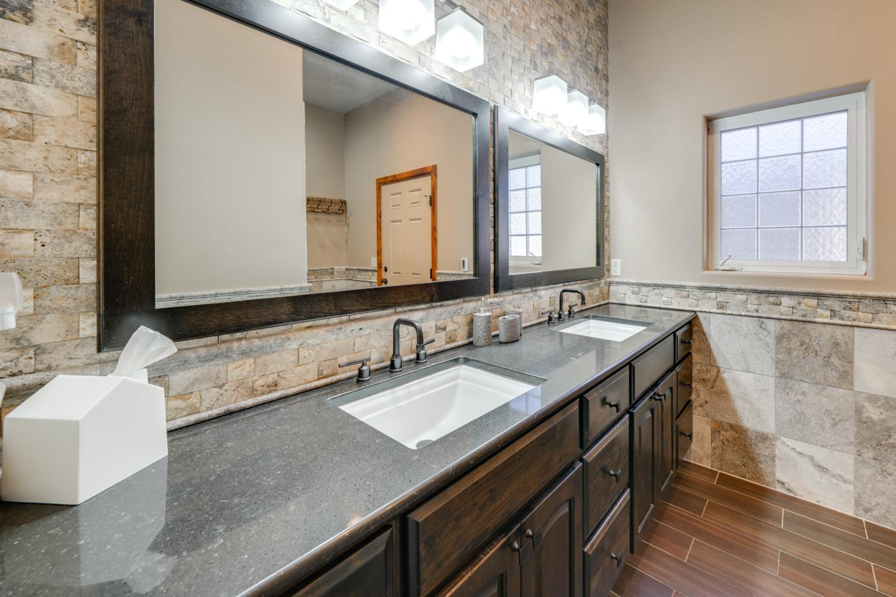 Loveland Peaks Retreat Family Home 3 Mi to Dtwn!