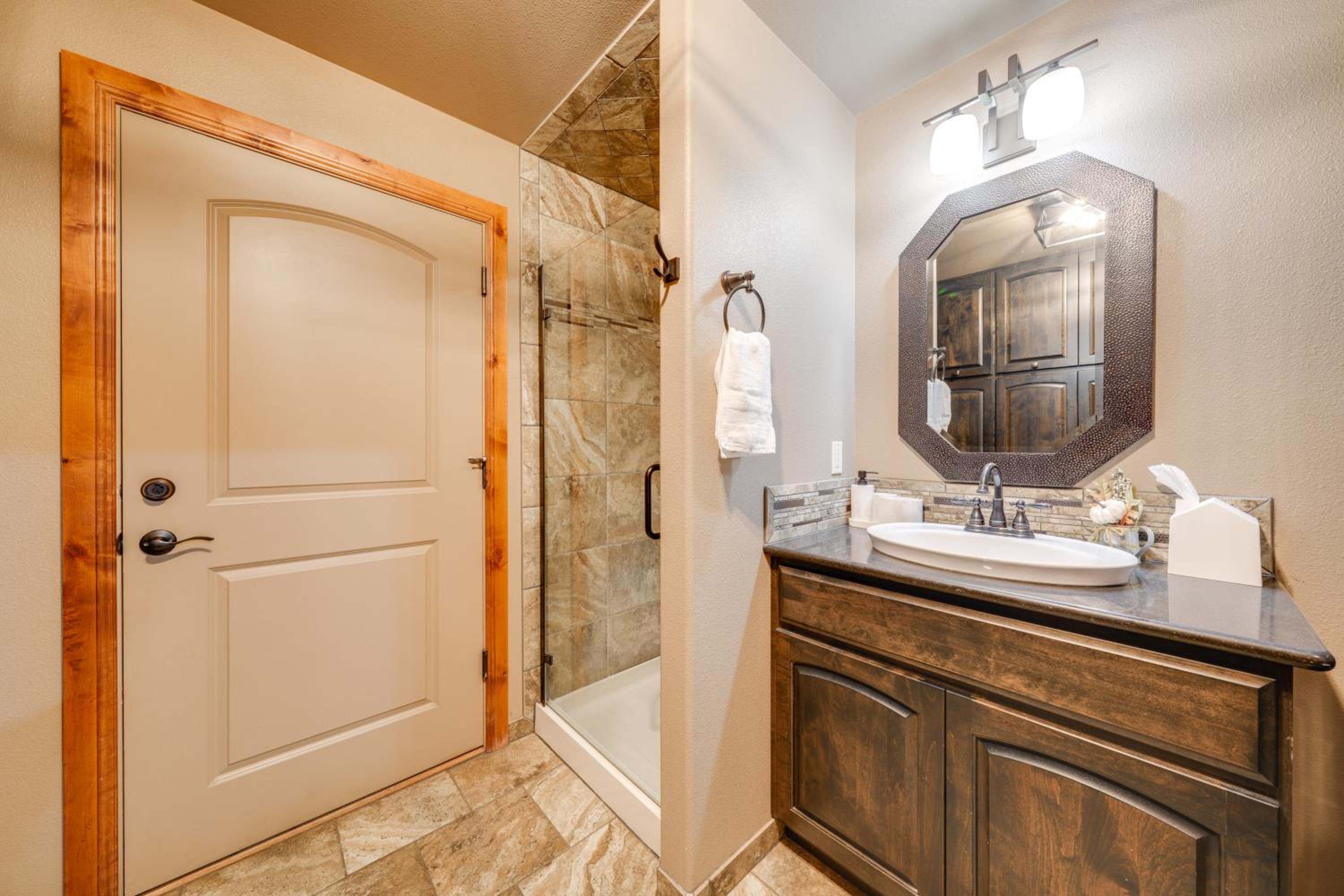 Loveland Peaks Retreat Family Home 3 Mi to Dtwn!
