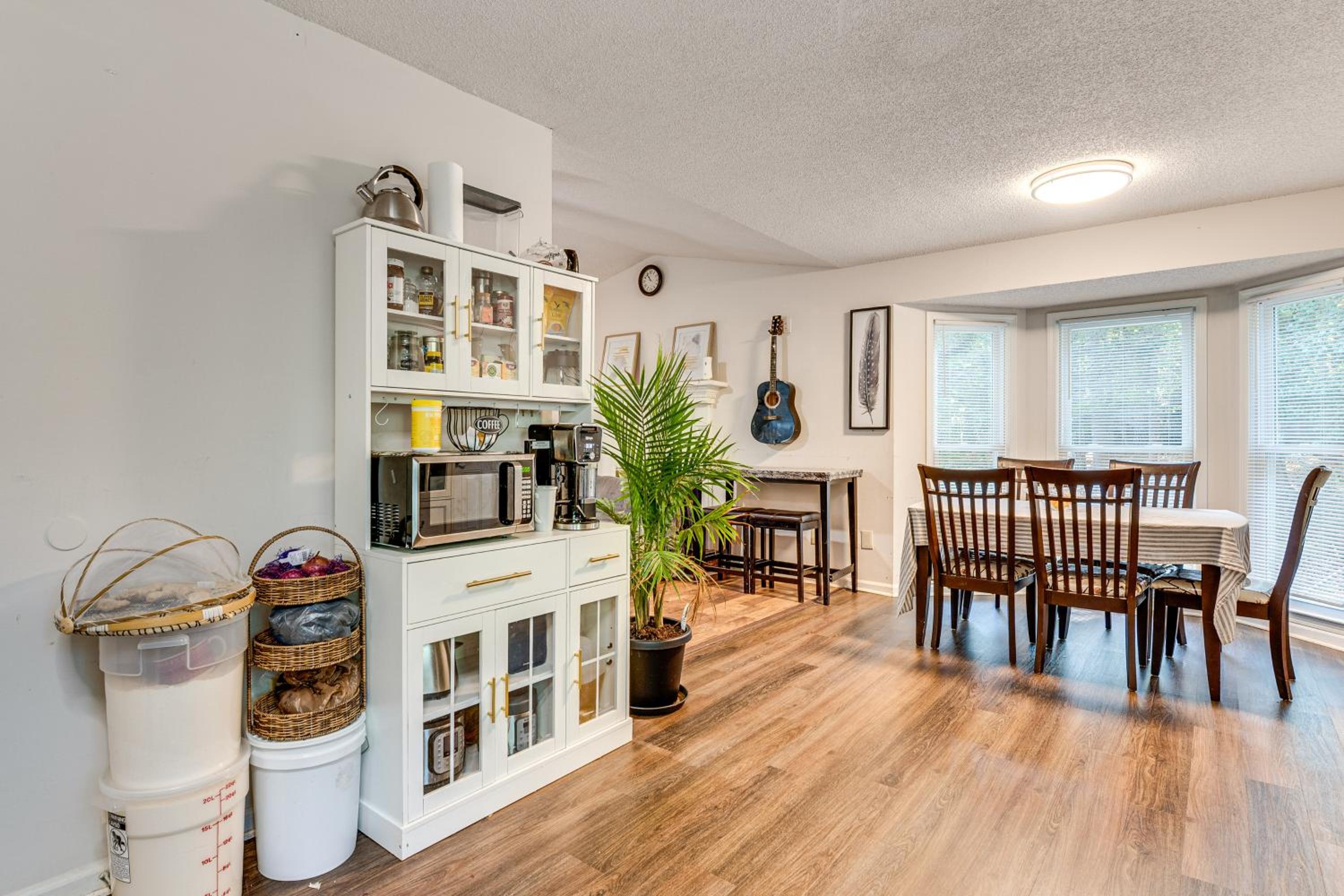 Easy I-20 Access to ATL Suburban Retreat with Yard
