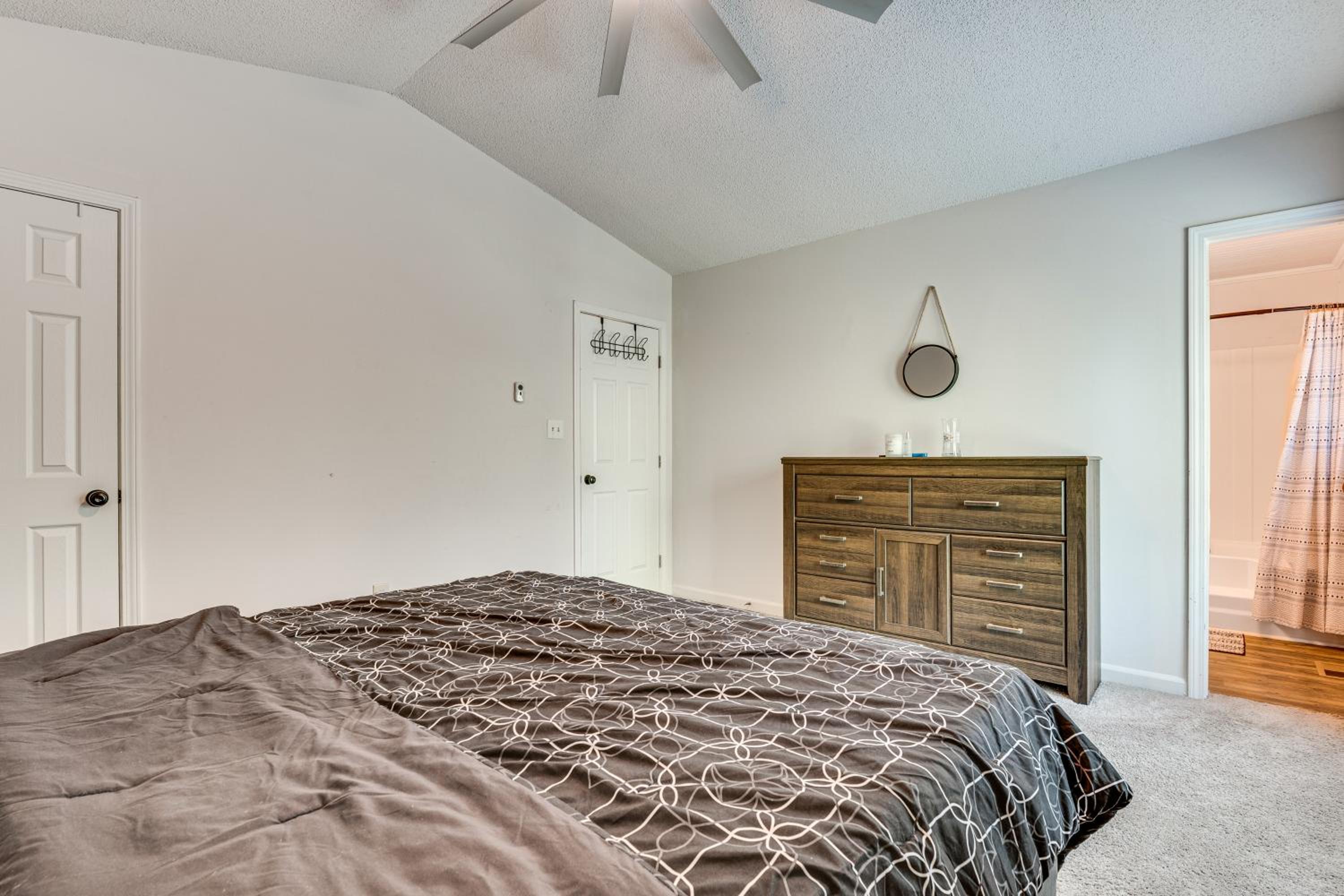 Easy I-20 Access to ATL Suburban Retreat with Yard