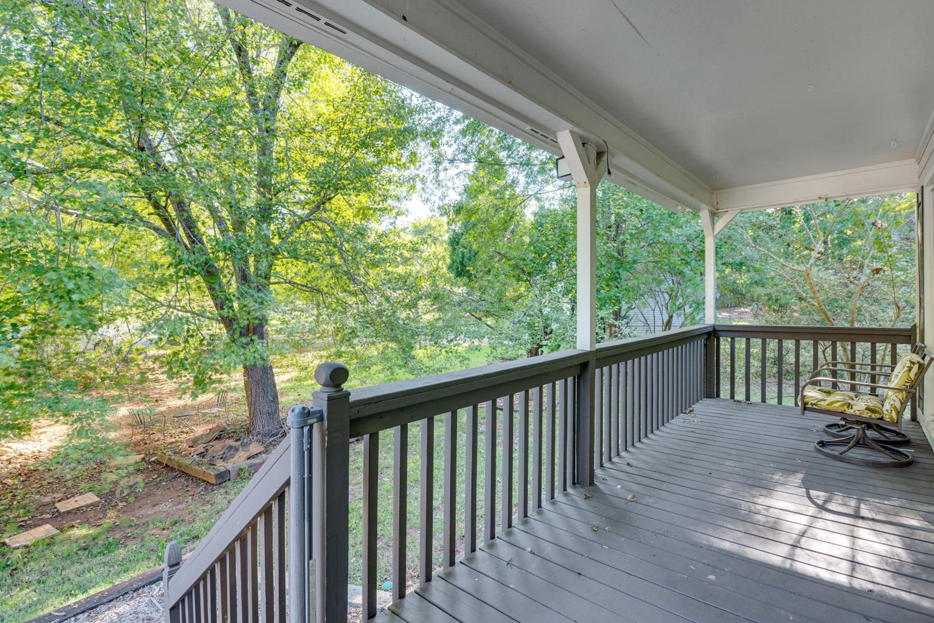 Easy I-20 Access to ATL Suburban Retreat with Yard