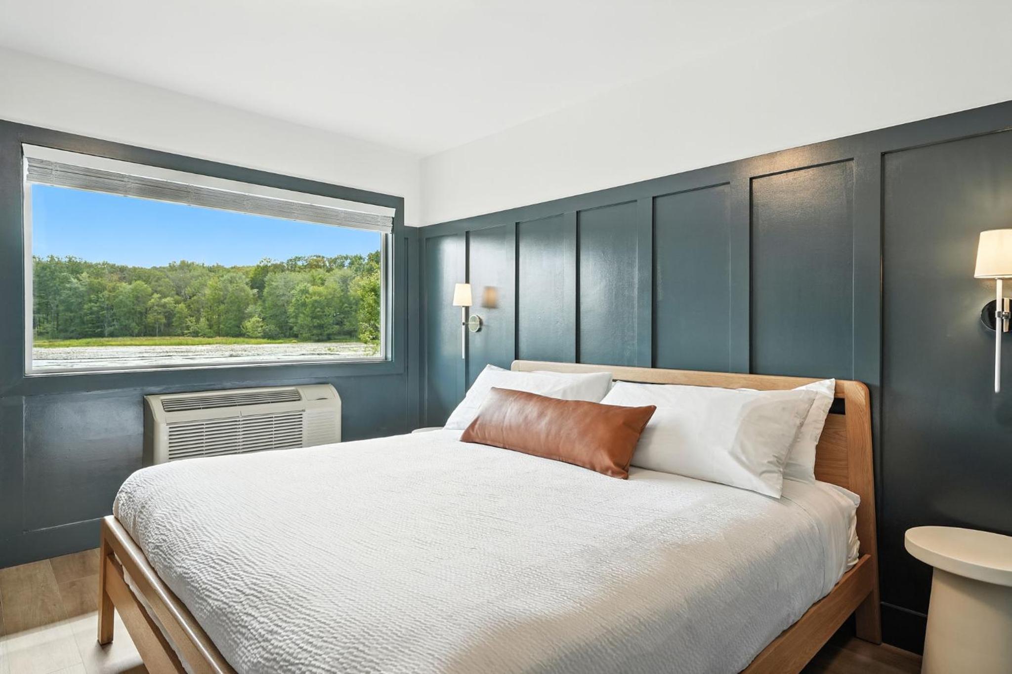 Lakelyn Lodge
