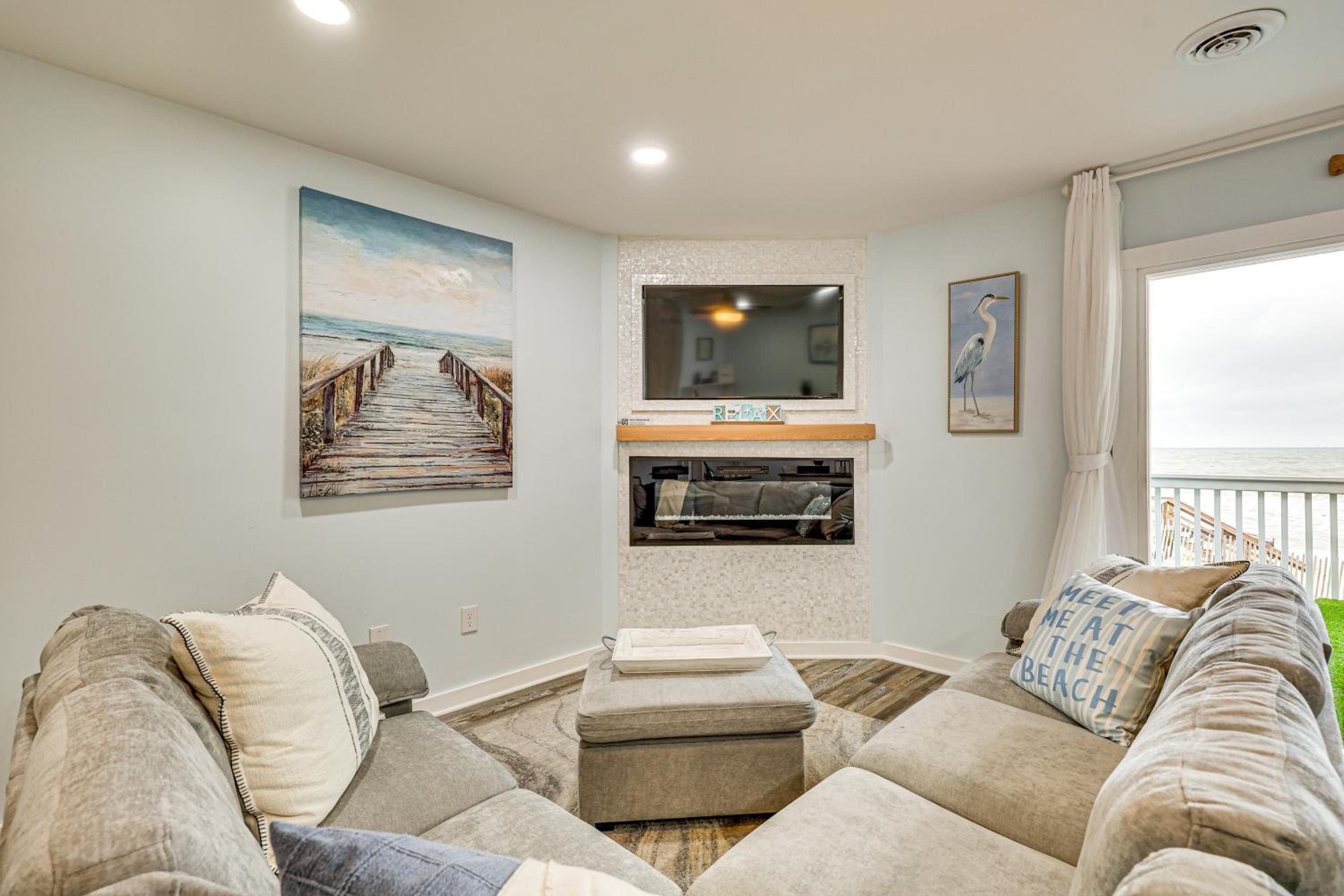 Poolside Fun and Oceanfront Bliss Kure Beach Haven!