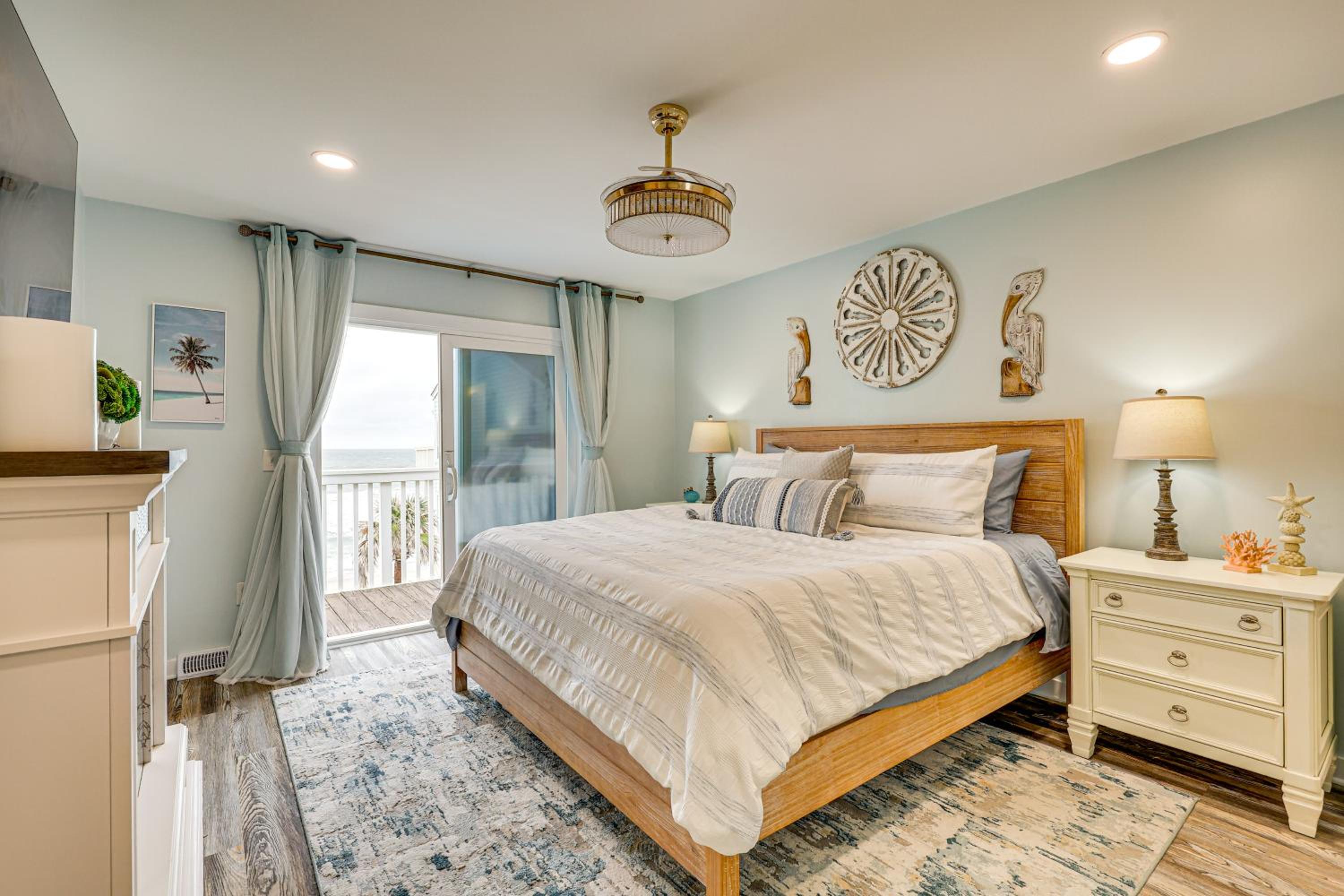 Poolside Fun and Oceanfront Bliss Kure Beach Haven!