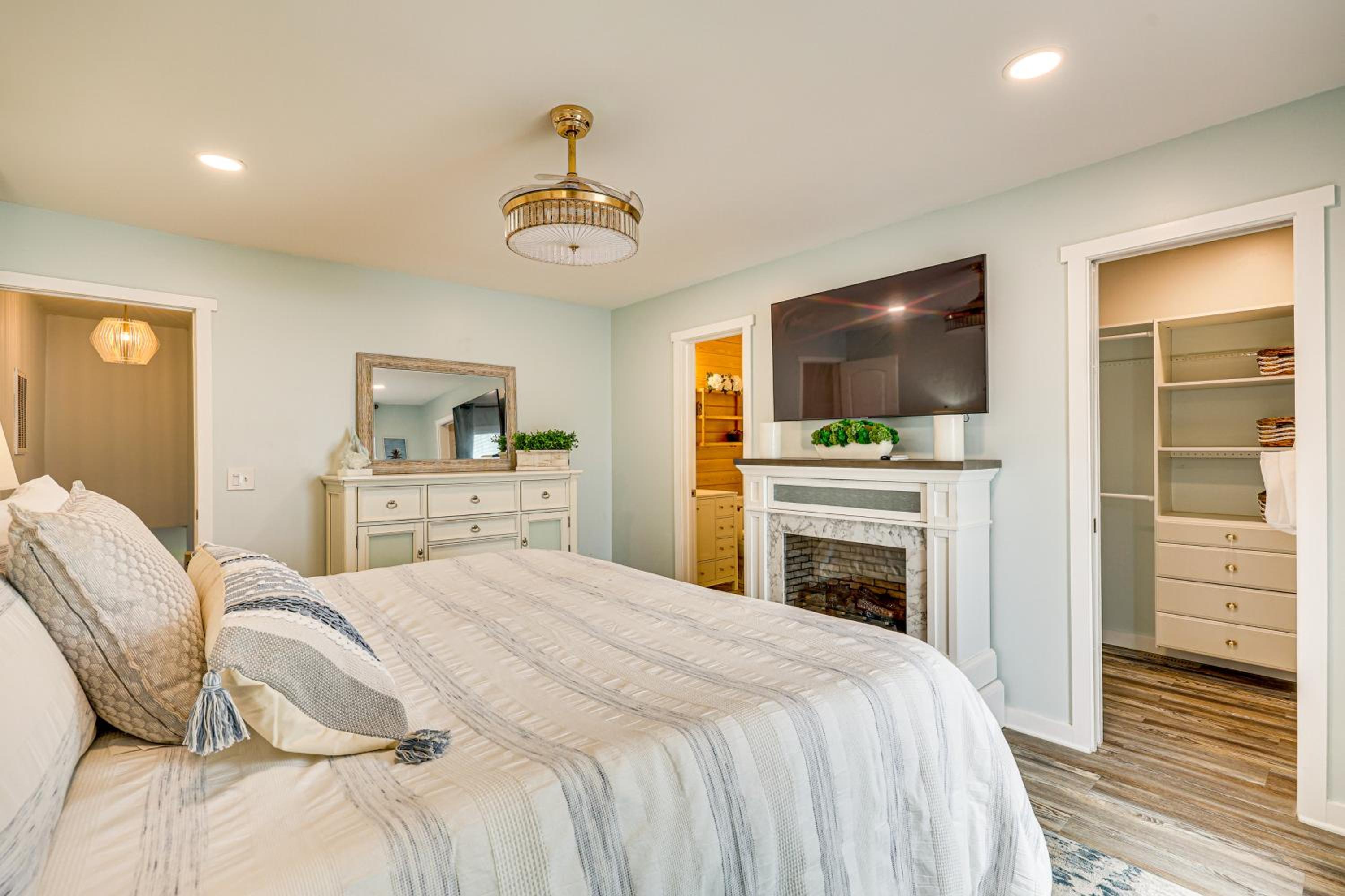 Poolside Fun and Oceanfront Bliss Kure Beach Haven!