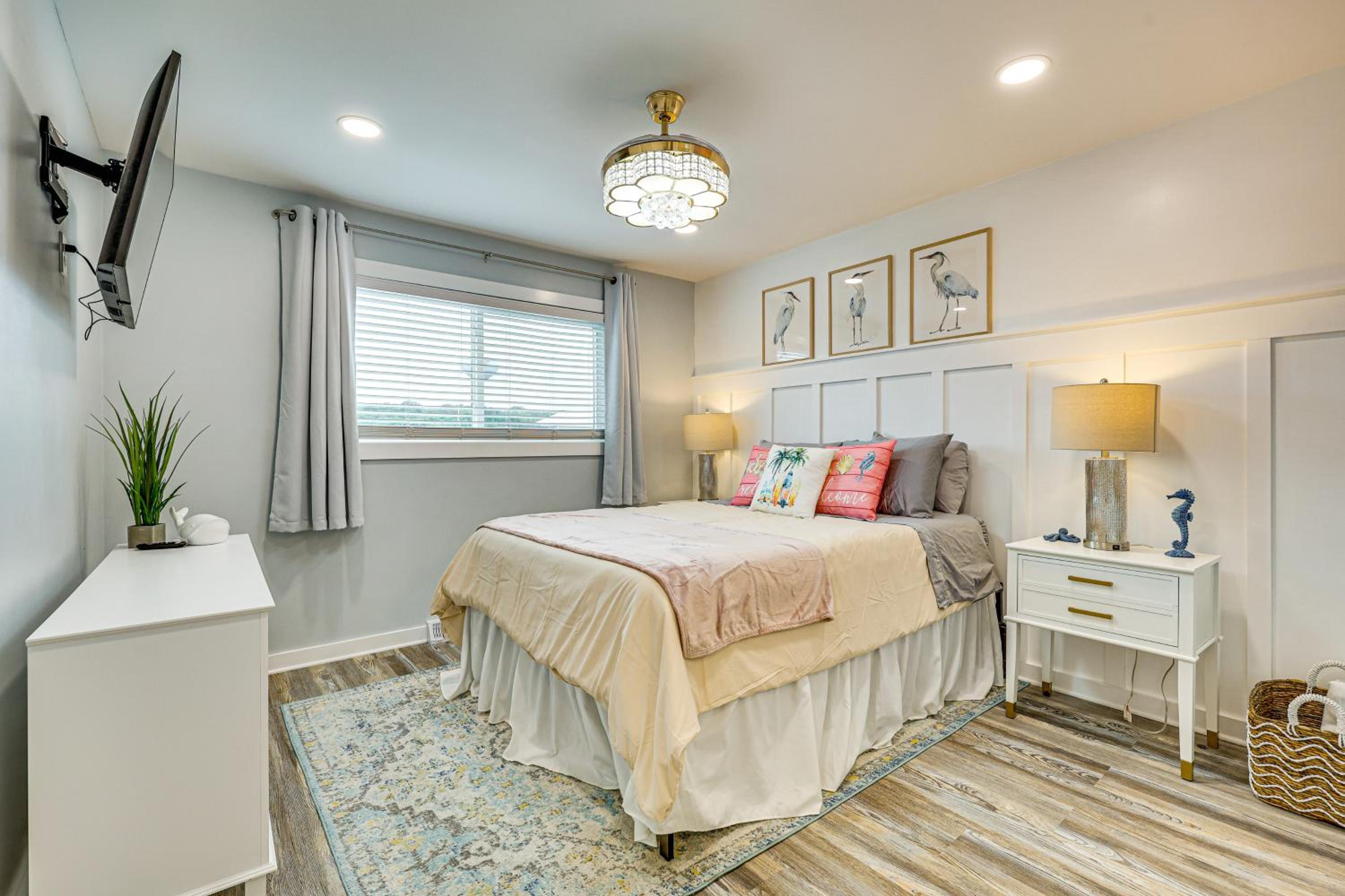 Poolside Fun and Oceanfront Bliss Kure Beach Haven!