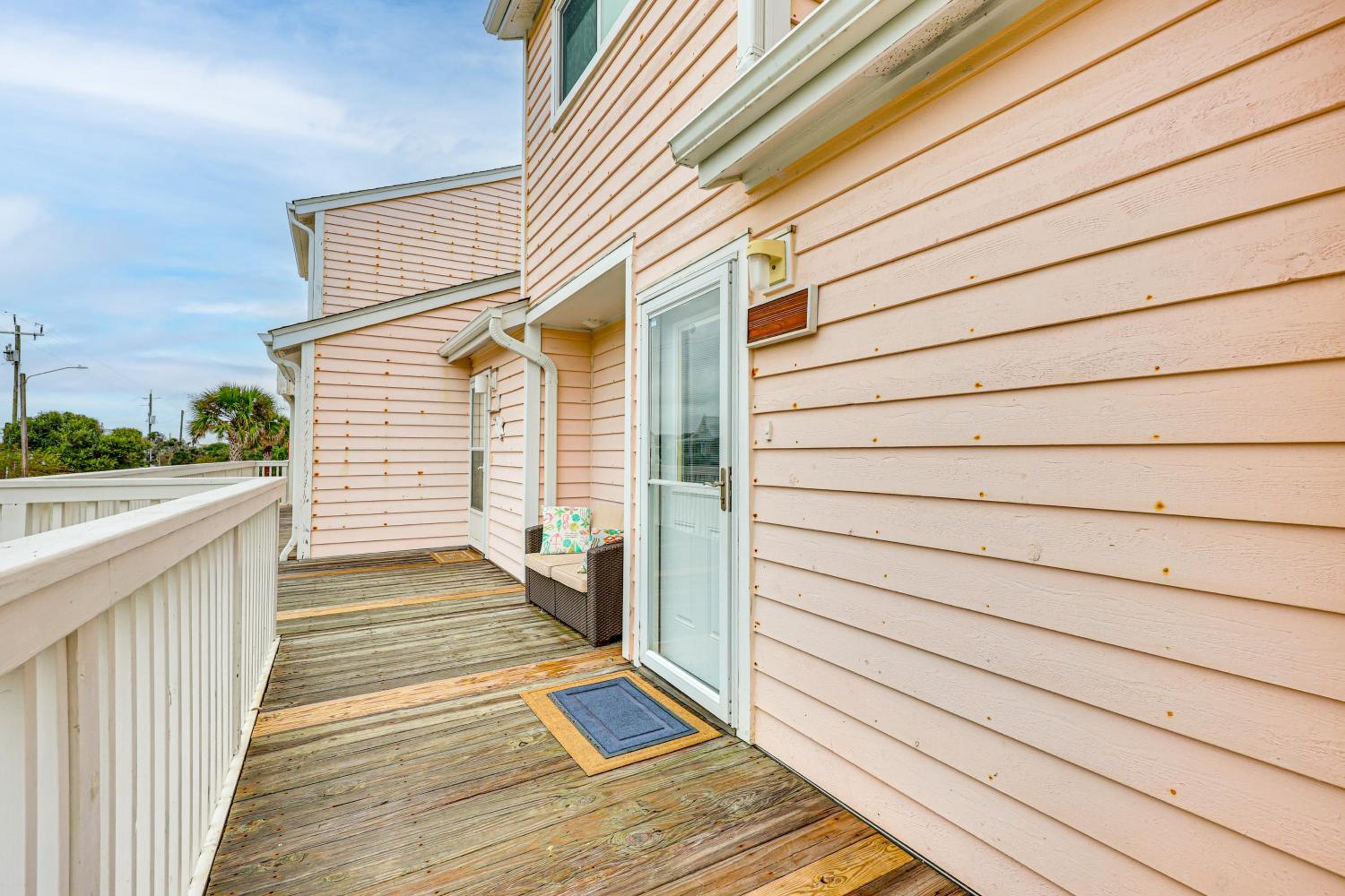 Poolside Fun and Oceanfront Bliss Kure Beach Haven!