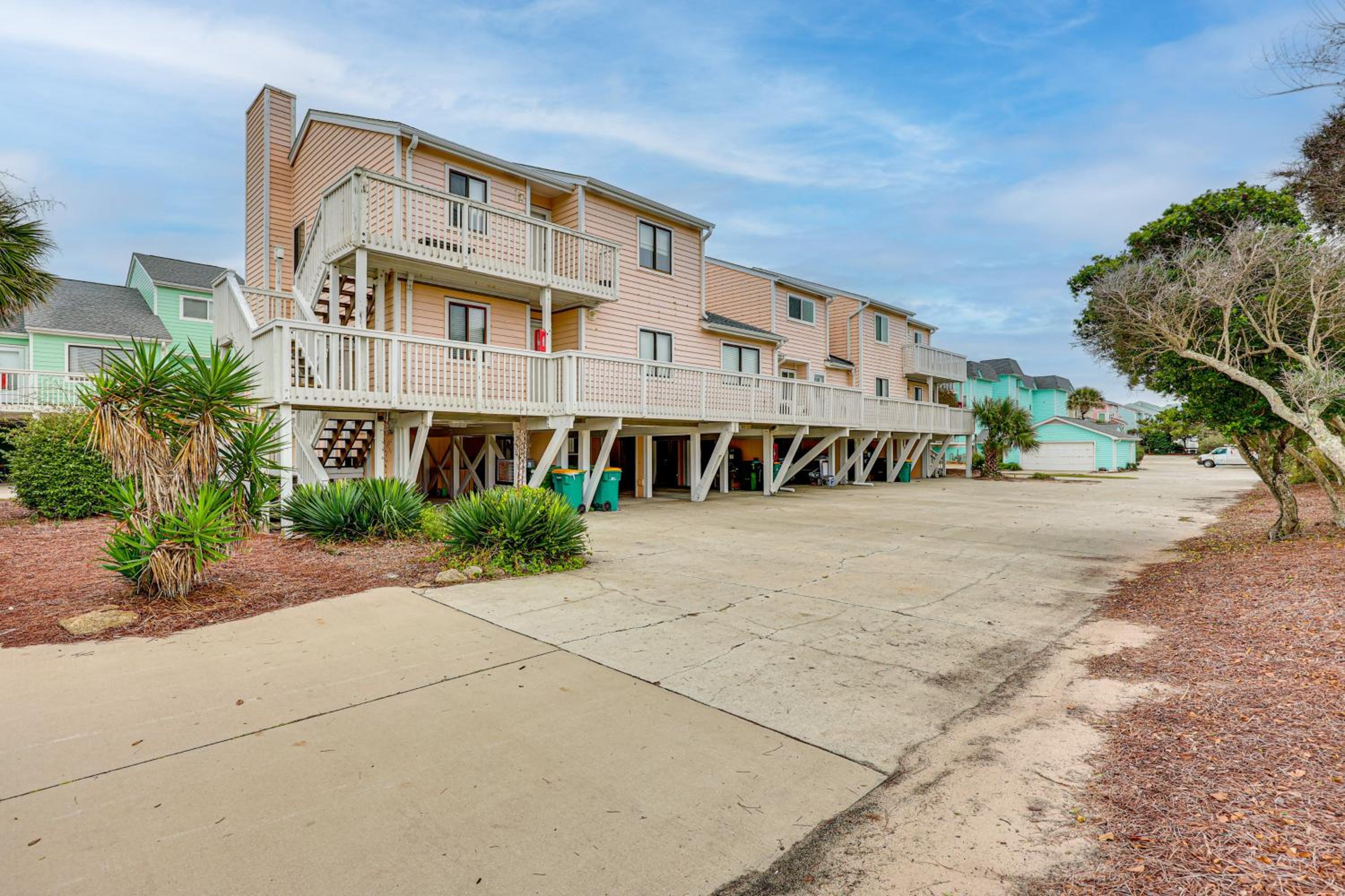Poolside Fun and Oceanfront Bliss Kure Beach Haven!