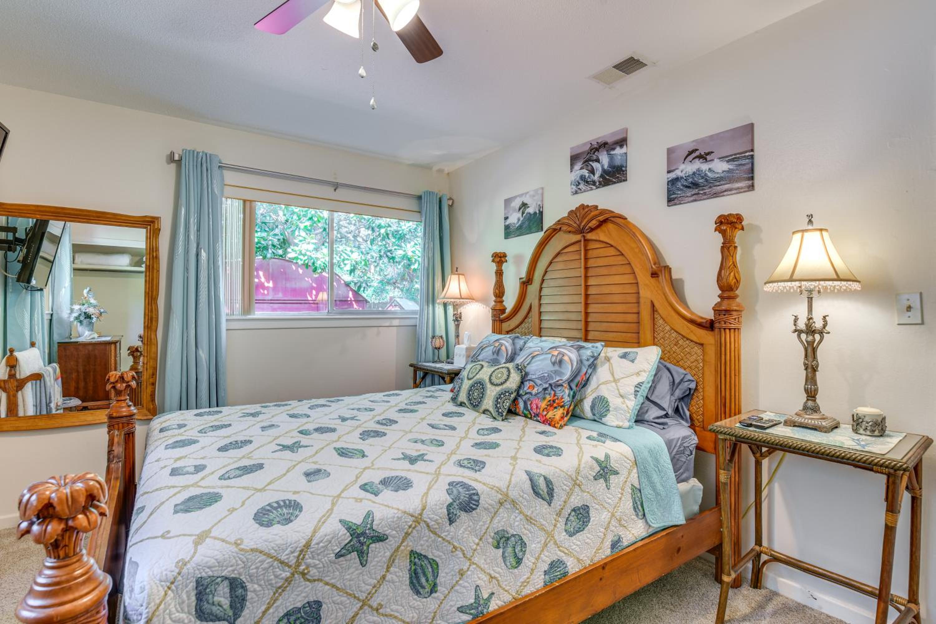 4 Mi to Okaloosa Fun Peaceful Holiday Retreat!