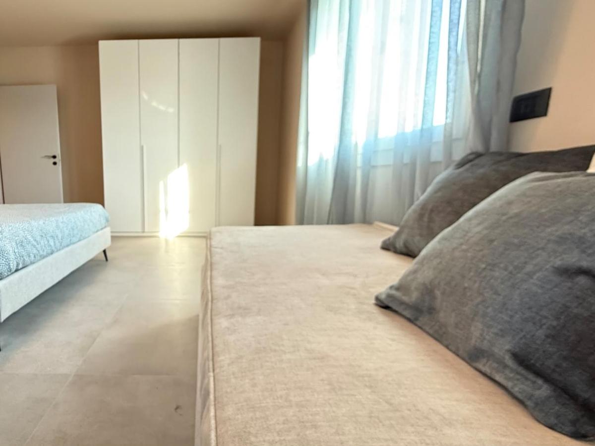 Alfieri3 - Netflix-Parking-Supermarket-Centro