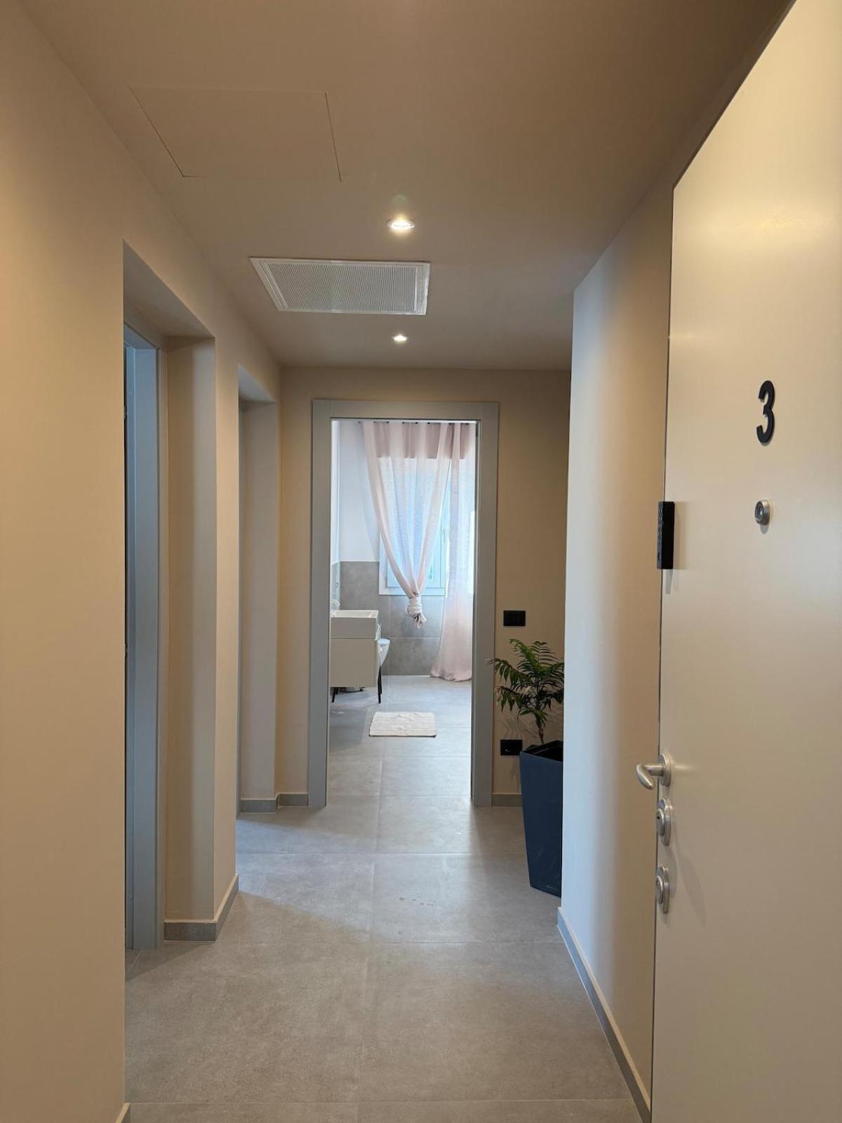 Alfieri3 - Netflix-Parking-Supermarket-Centro