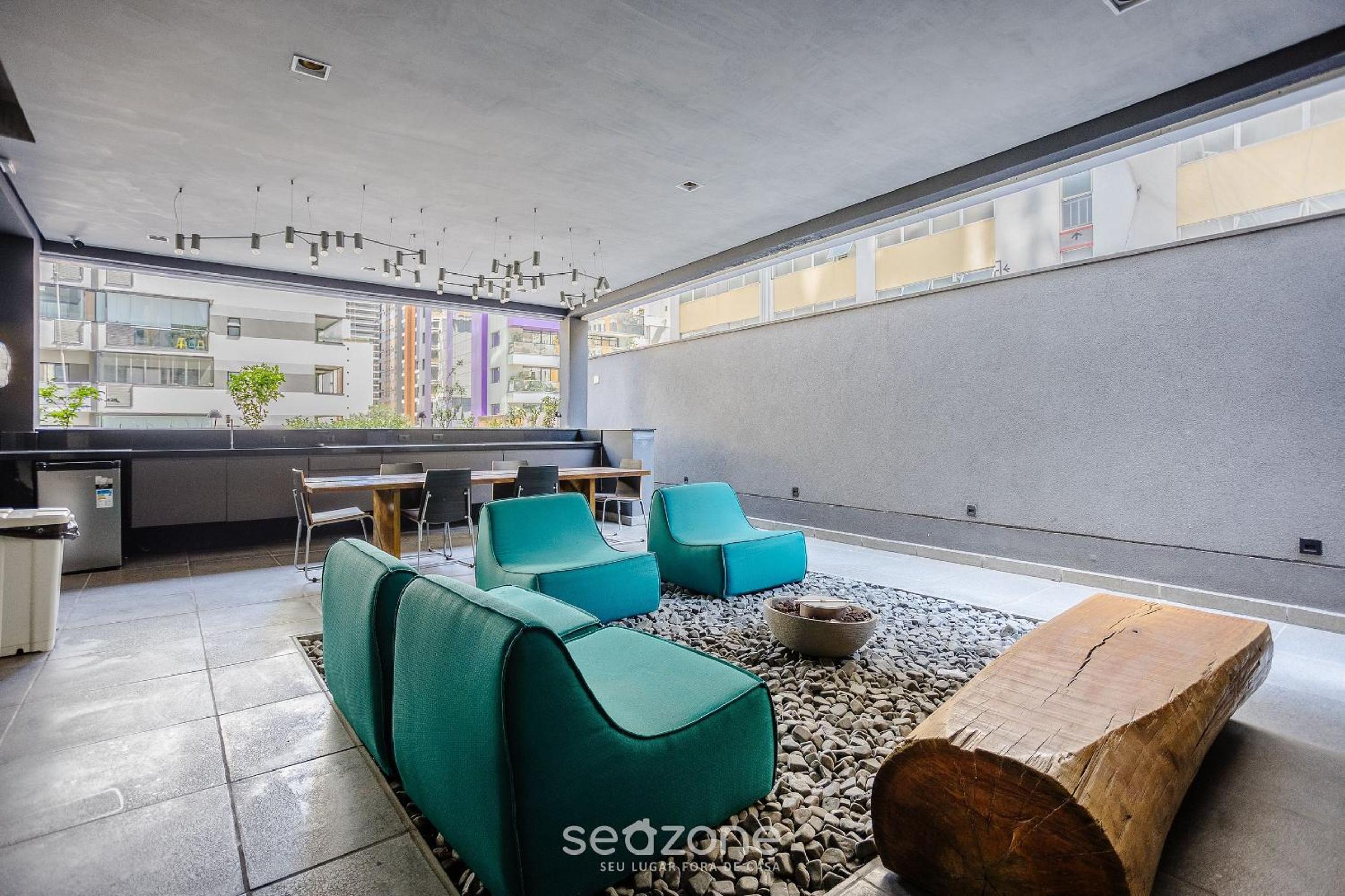 Your complete stay in a building with a pool just steps from the subway - FRE