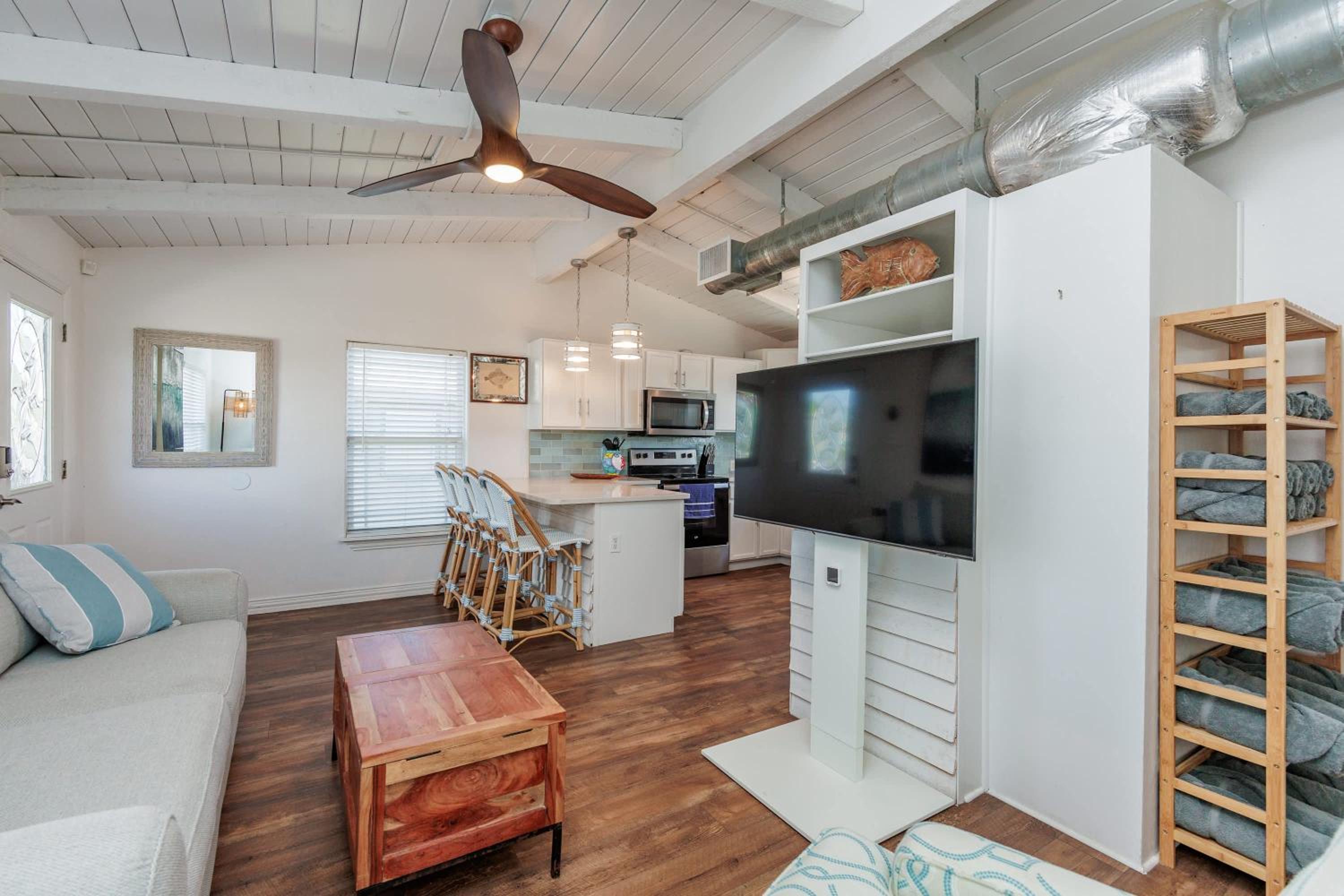 Someday Isle - 2BDR Home for 6