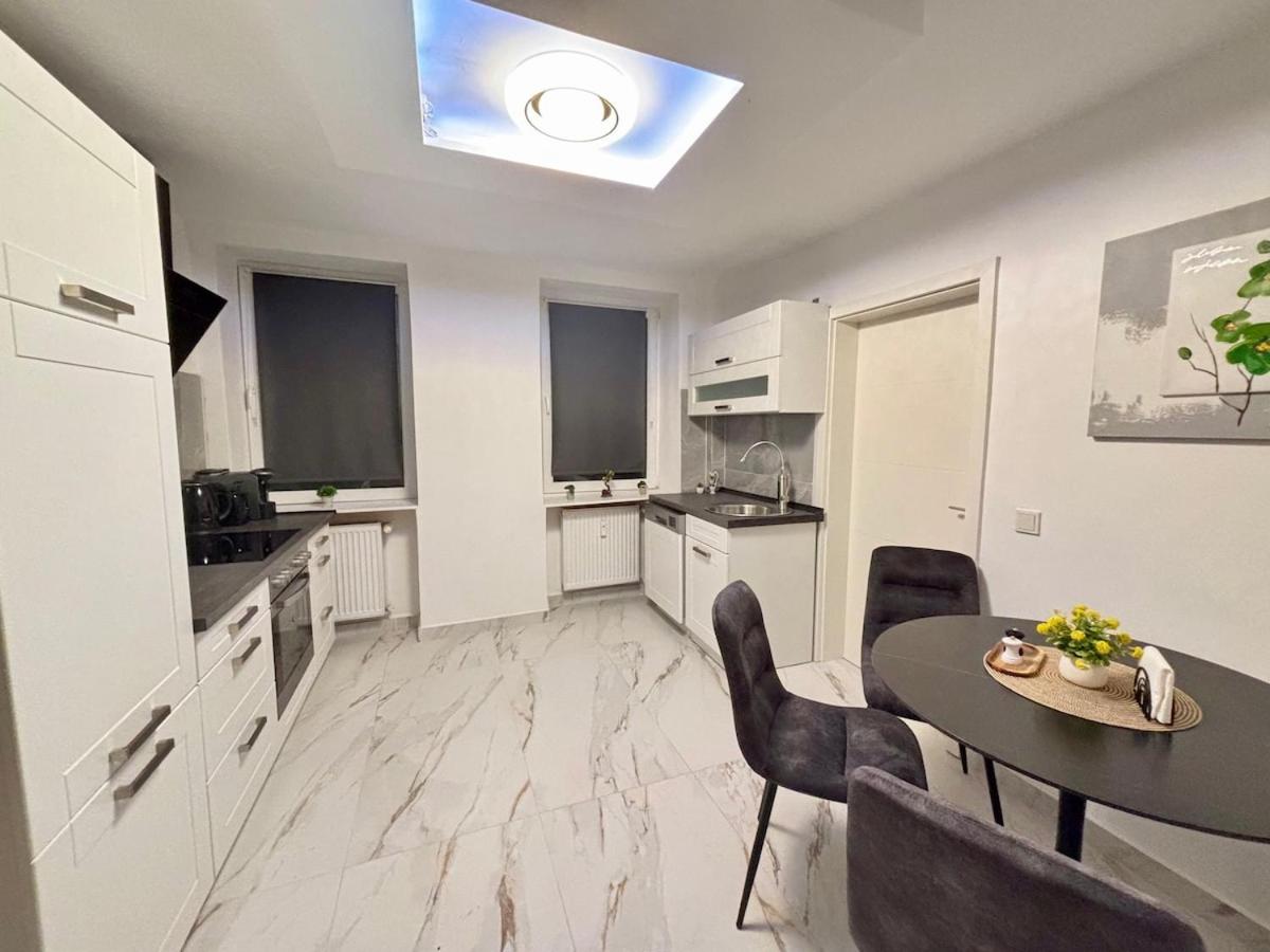 COMFY Ferienwohnung bei Saarbrücken - Uni & City Nah