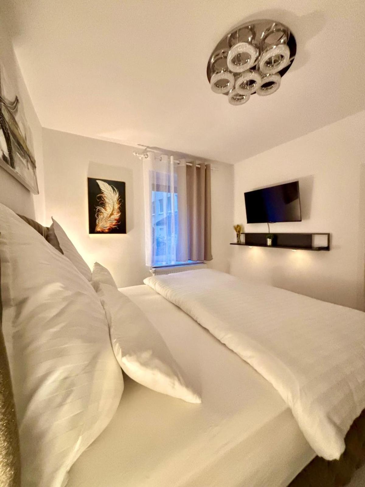 COMFY Ferienwohnung bei Saarbrücken - Uni & City Nah