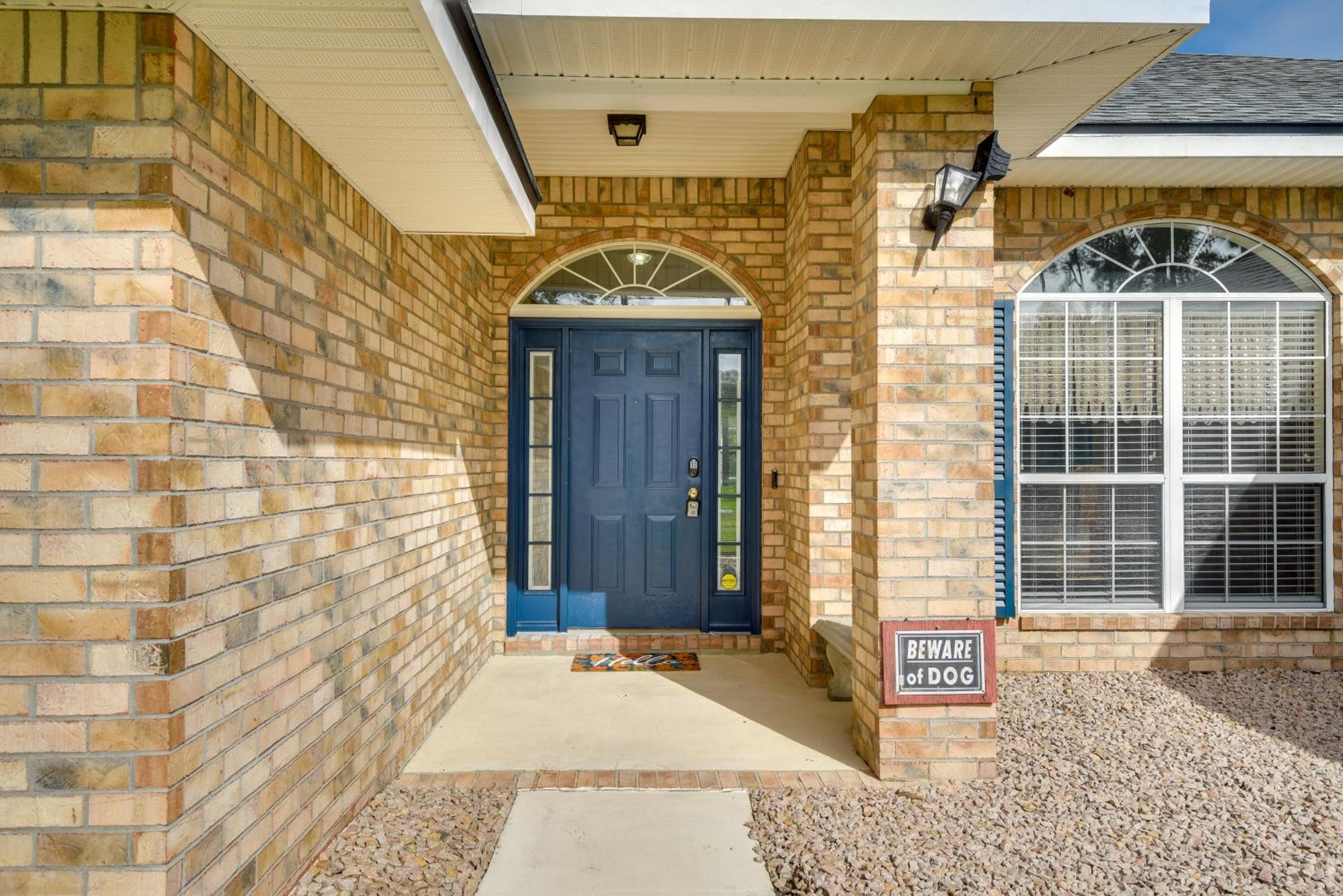 Golf, Shop and Explore Home 11 Mi to Flagler Beach!